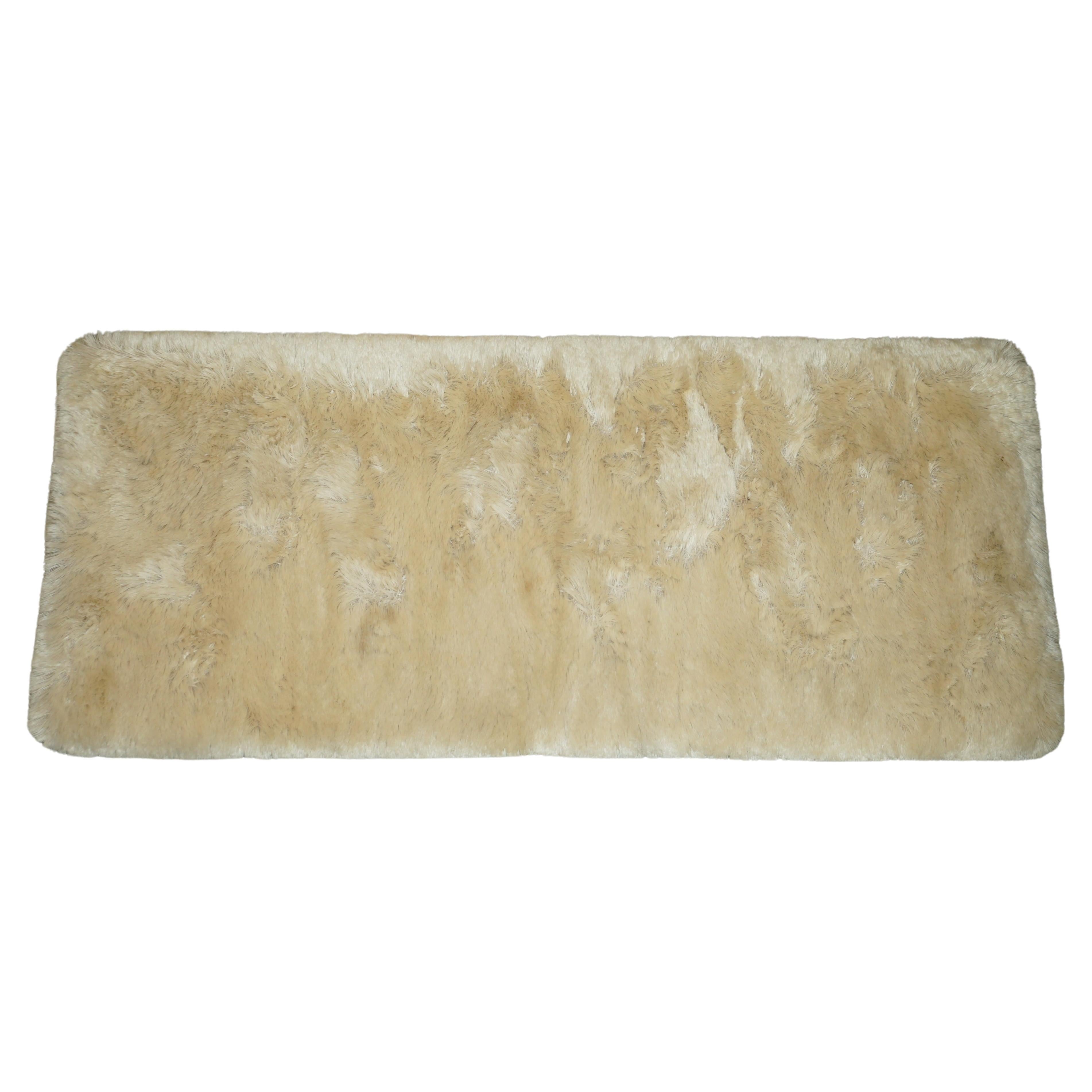 Fine Allander Pure Superior Quality Mohair Rug Great for Livingroom For Sale