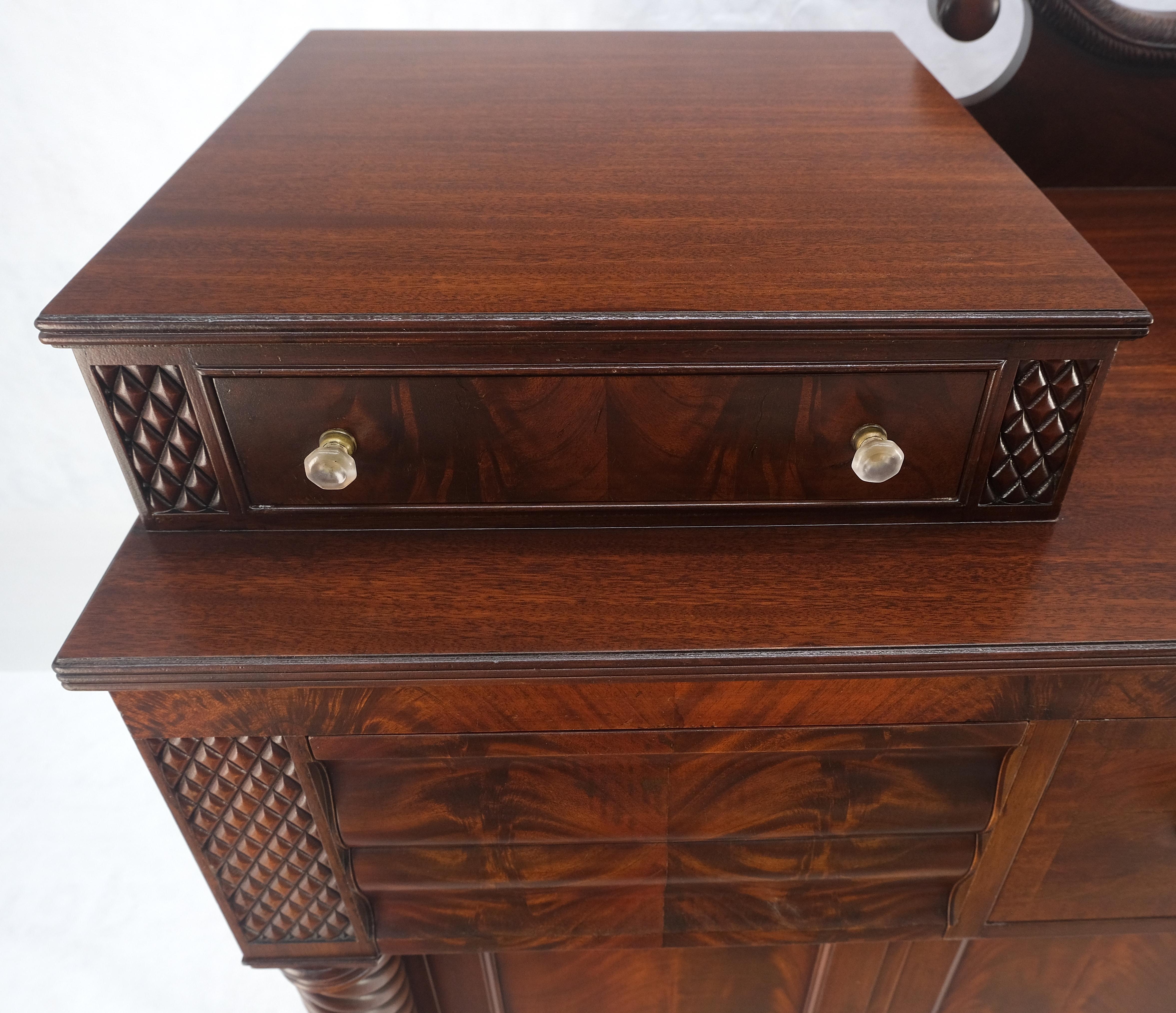 Fine American Empire Crotch Mahogany 66