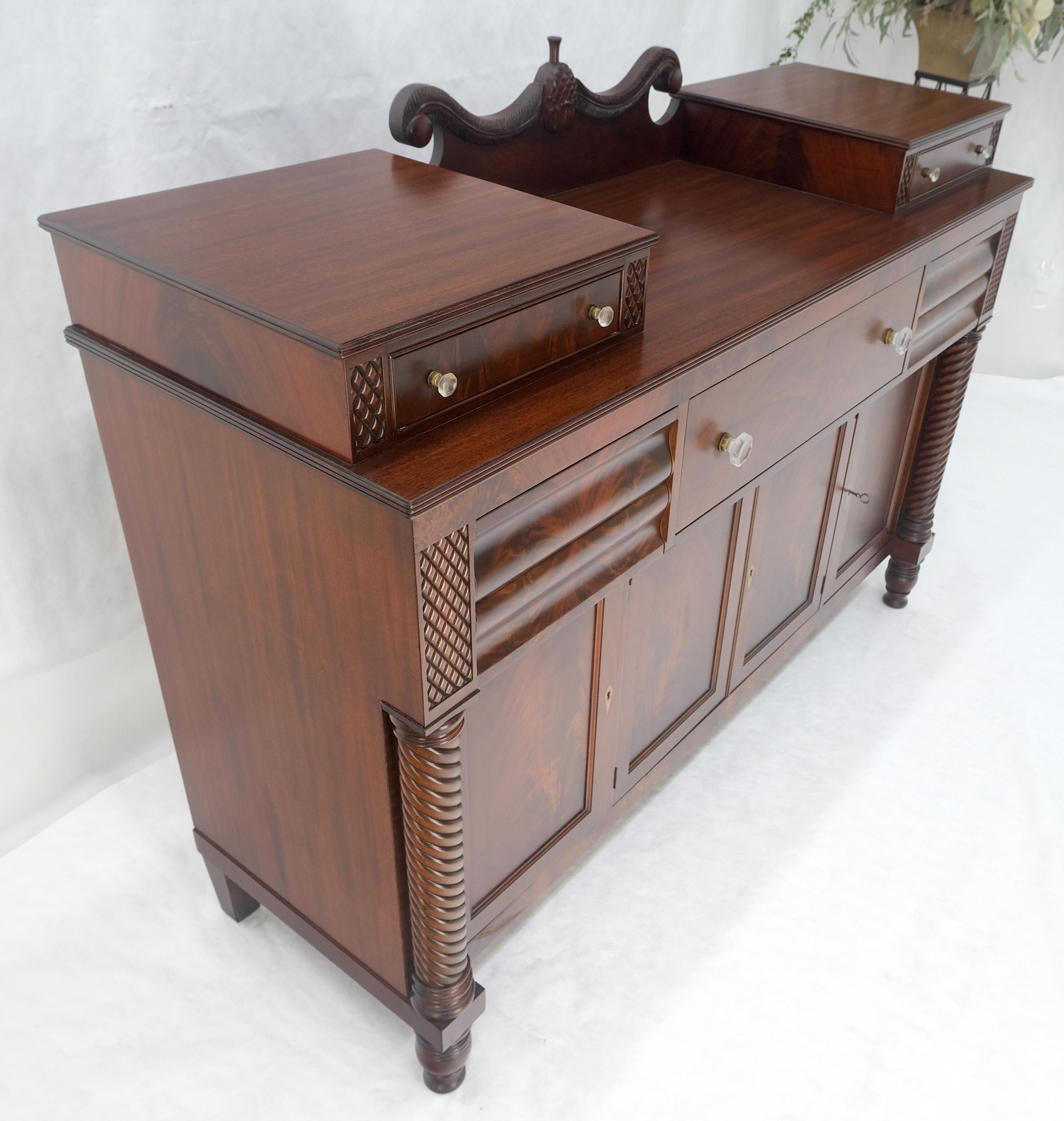 Fine American Empire Crotch Mahogany 66