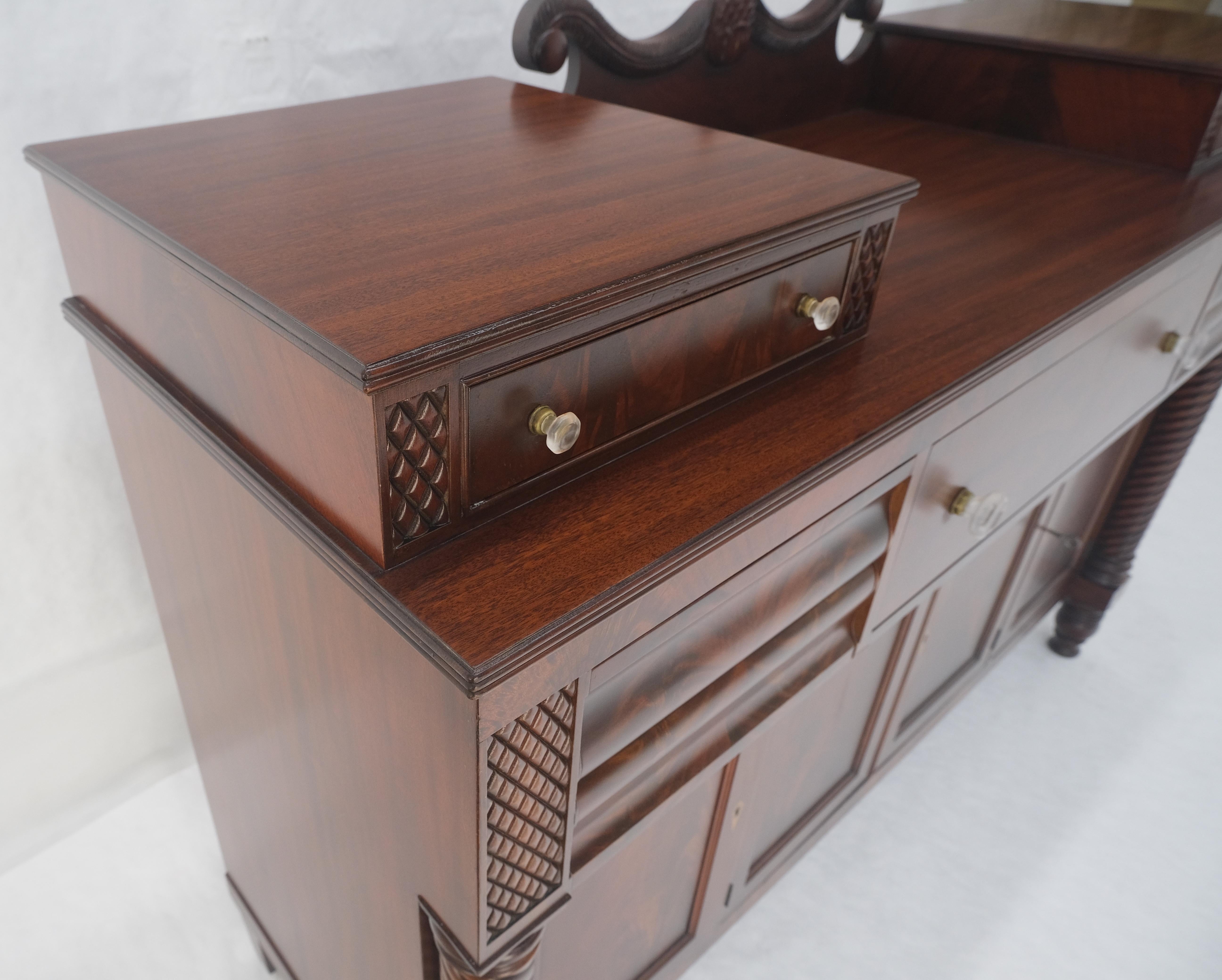 Fine American Empire Crotch Mahogany 66