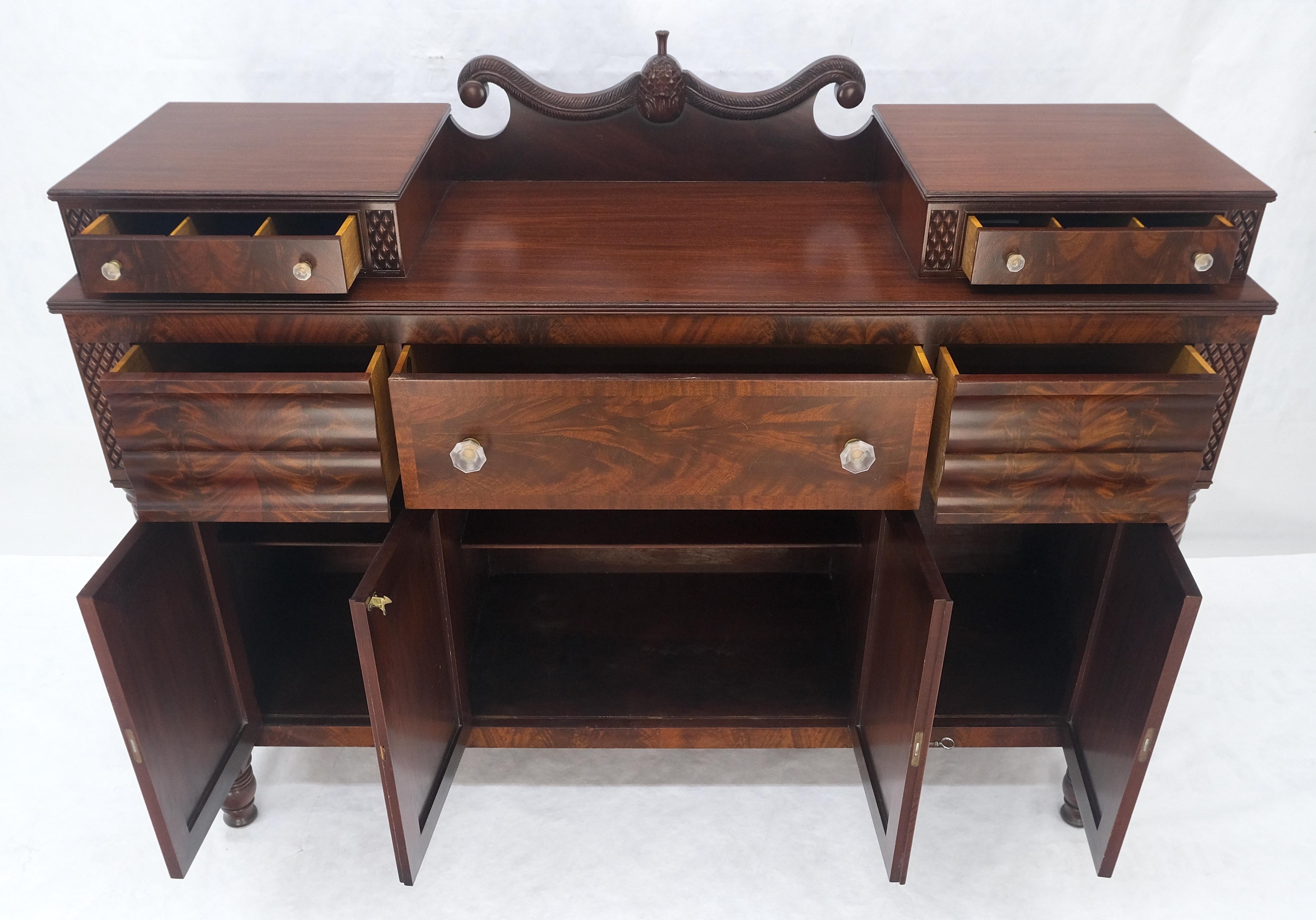 Fine American Empire Crotch Mahogany 66