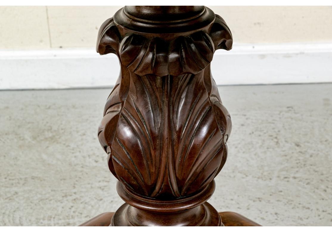 Belle table d'appoint Empire américain en vente 5