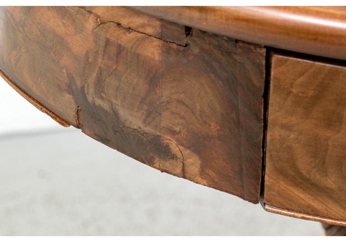 Belle table d'appoint Empire américain en vente 1