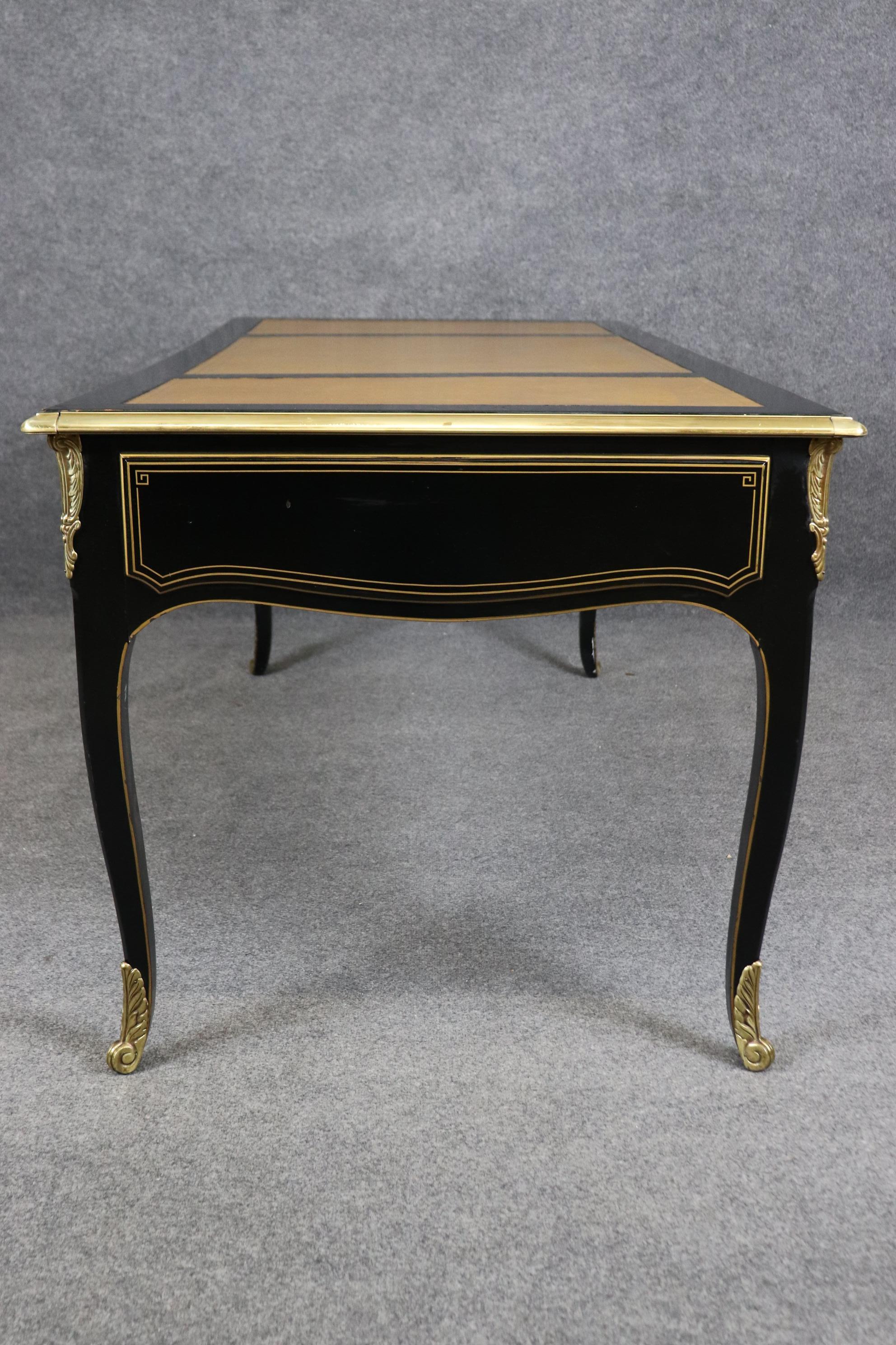 Fine American-Made Leather Top Brass Ormolu Louis XV Style Bureau Plat Desk  For Sale 1