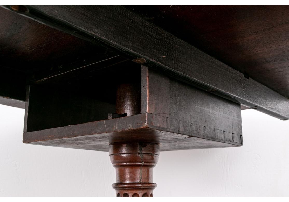 Table ronde en acajou PA américain, 1780 en vente 4