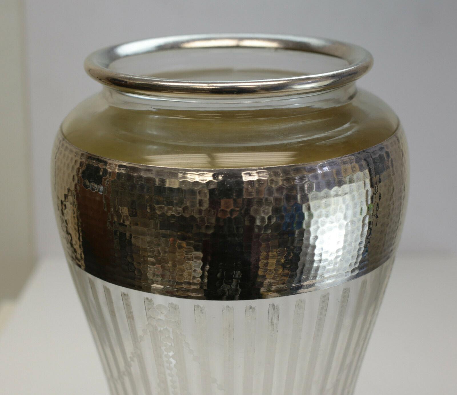 Fine American Sterling Silver Overlay Cut Glass Vase, circa 1900 In Good Condition For Sale In Gardena, CA