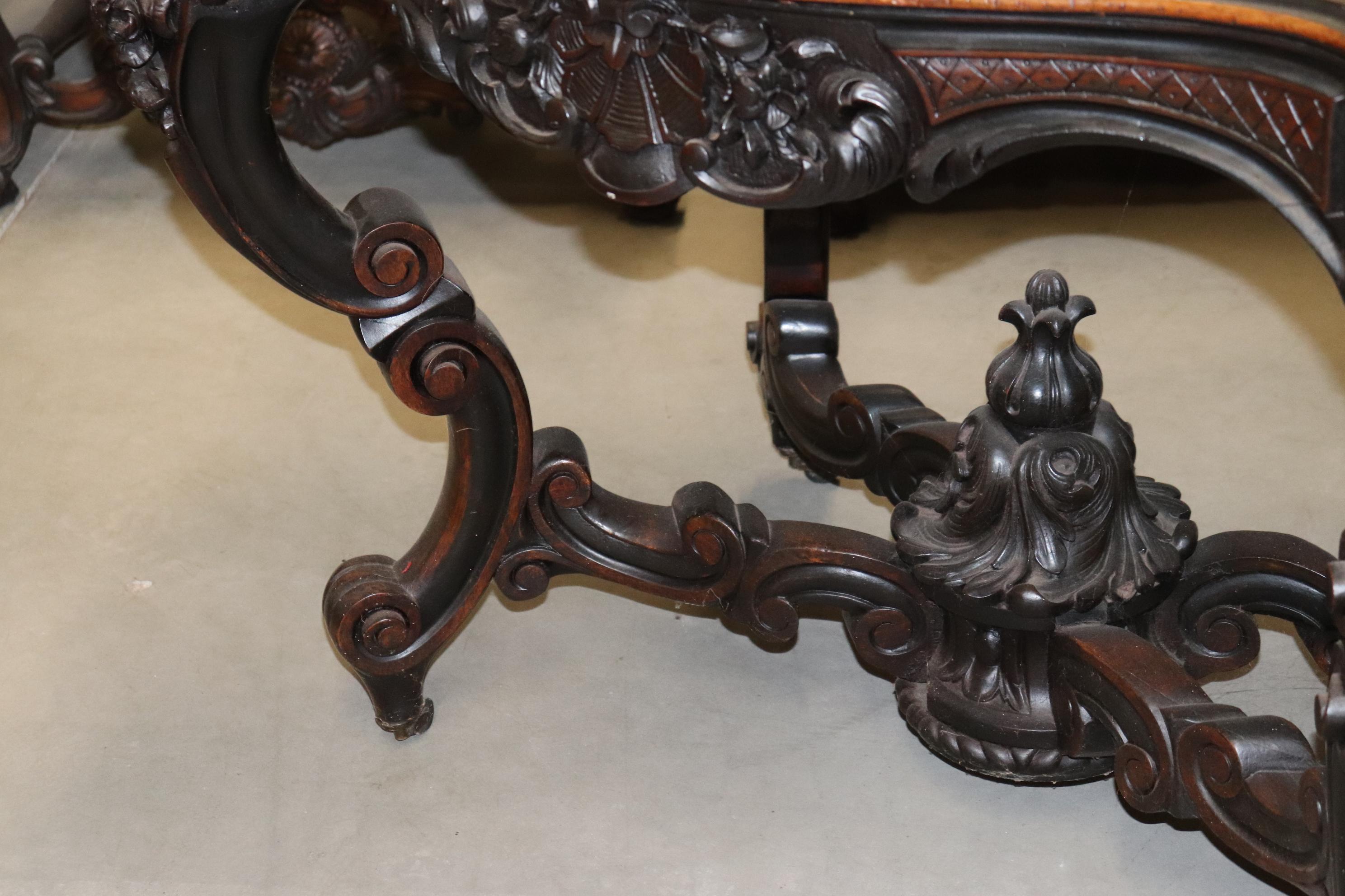 Fine American Victorian Carved Rosewood Center Table, circa 1860s 5