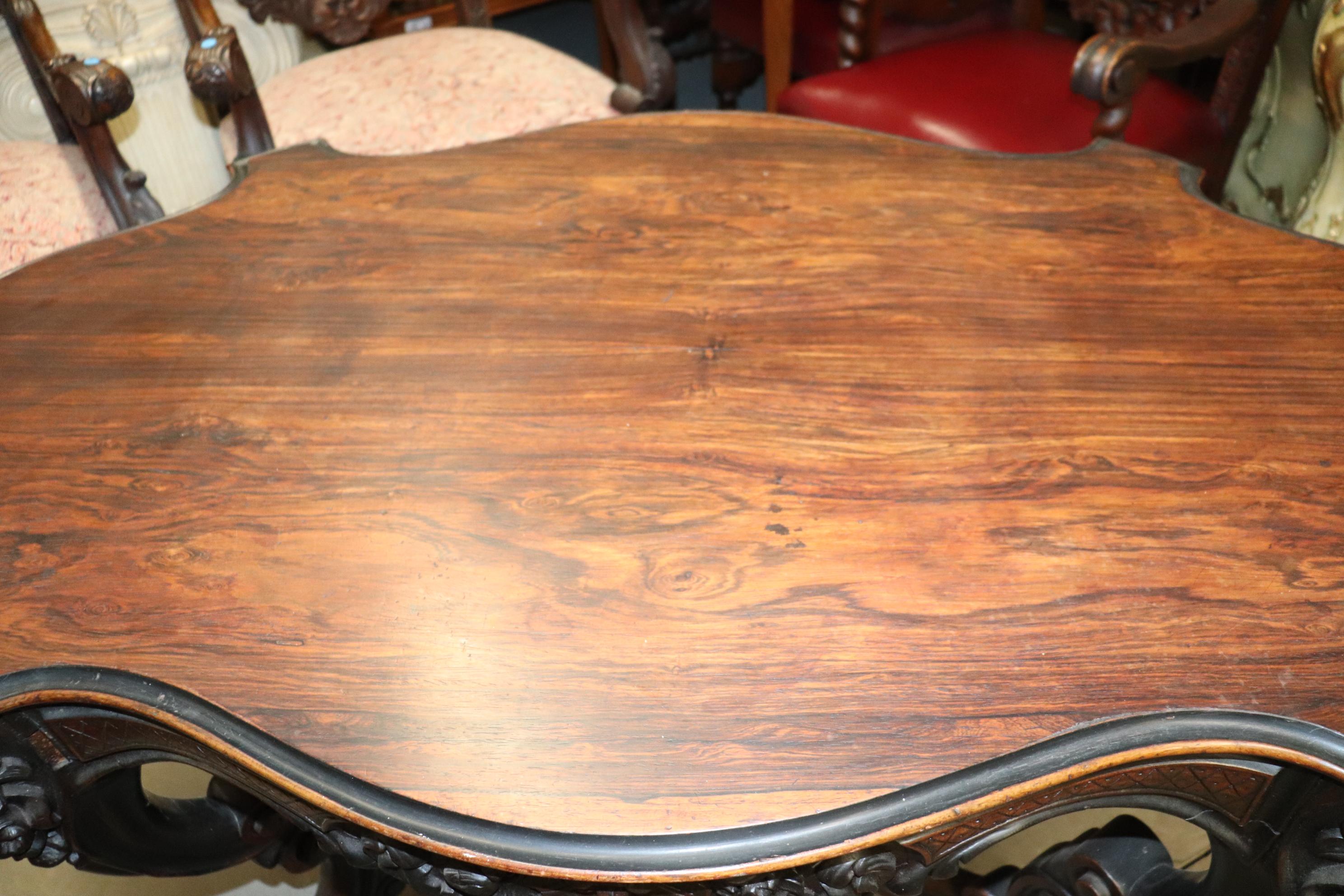 Fine American Victorian Carved Rosewood Center Table, circa 1860s 1