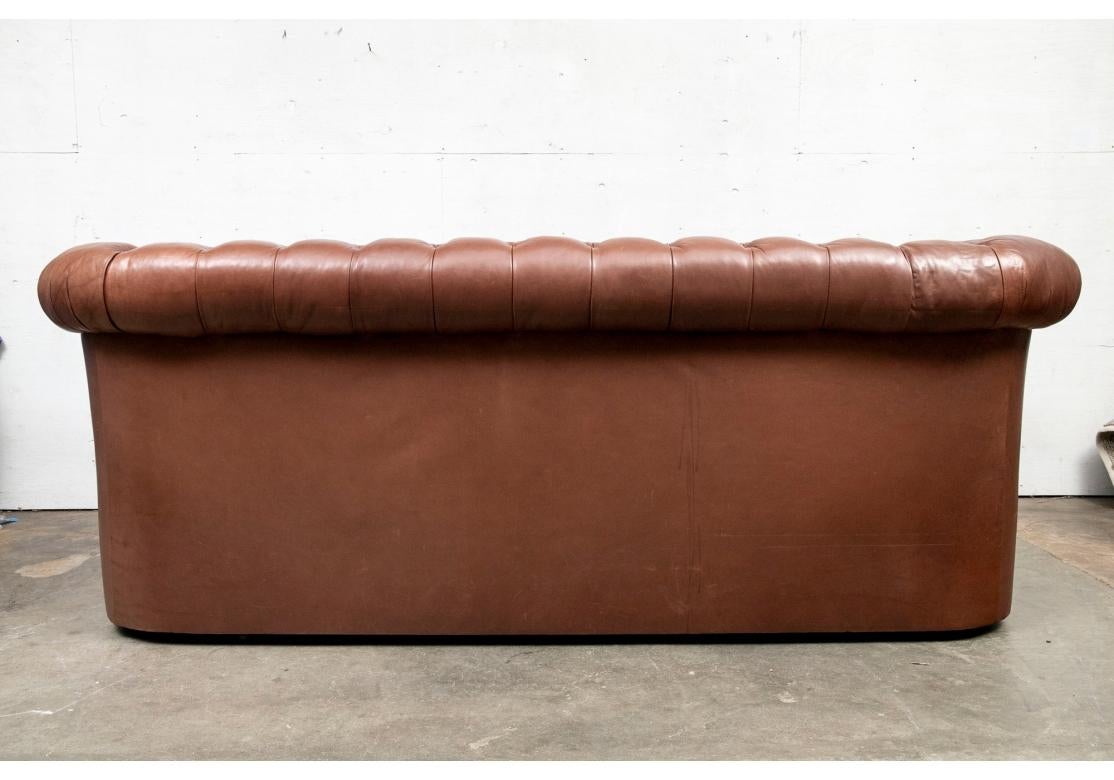 Fine And Classic Tufted Leather Chesterfield Sofa For Sale 3