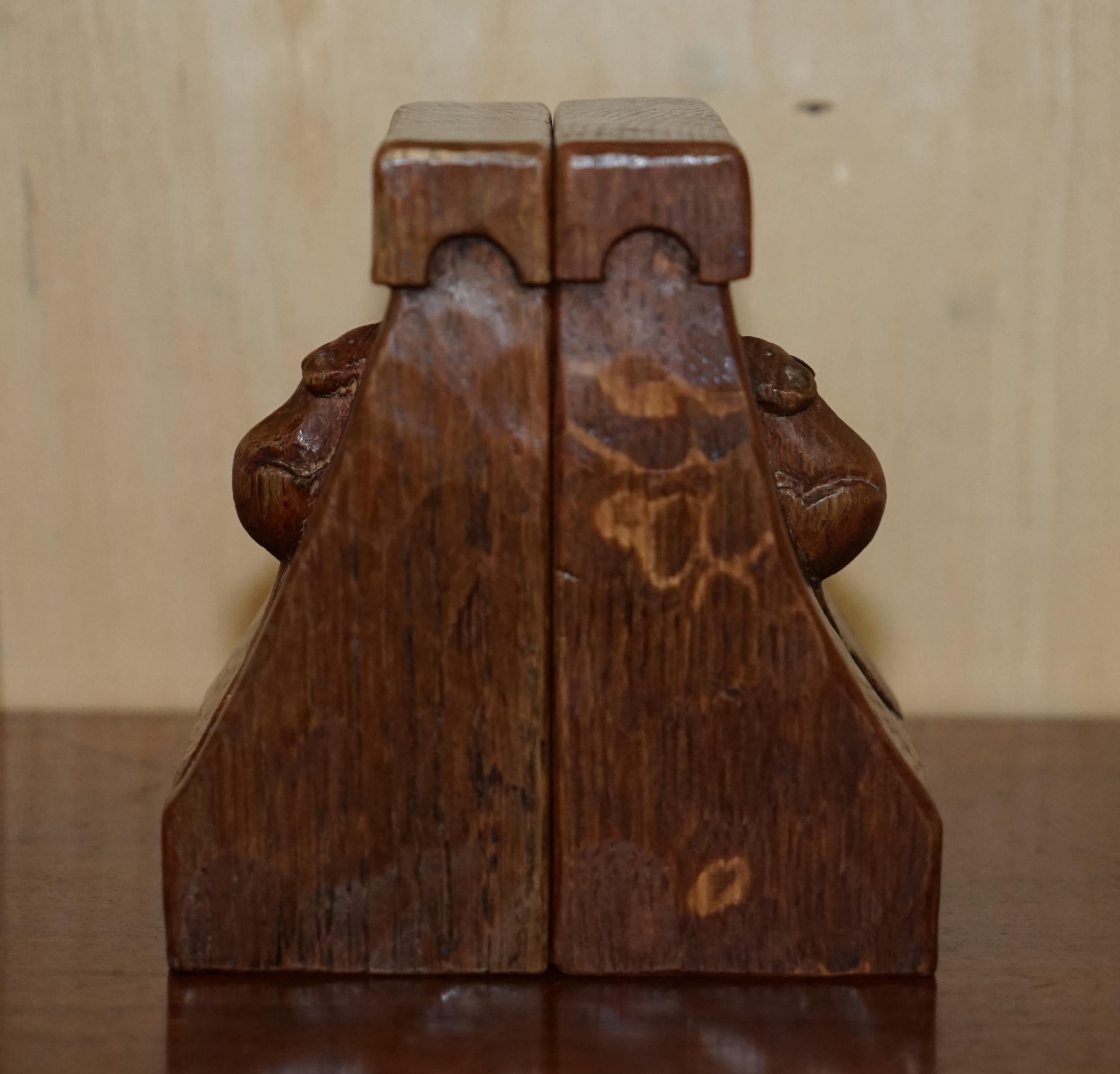 We are delighted to offer for sale this extremely collectable pair of 1930's Robert Mouseman Thompson mice bookends 

A truly mouth-wateringly beautiful pair, mouseman furniture is super super collectable, these 1930's example bookends are more