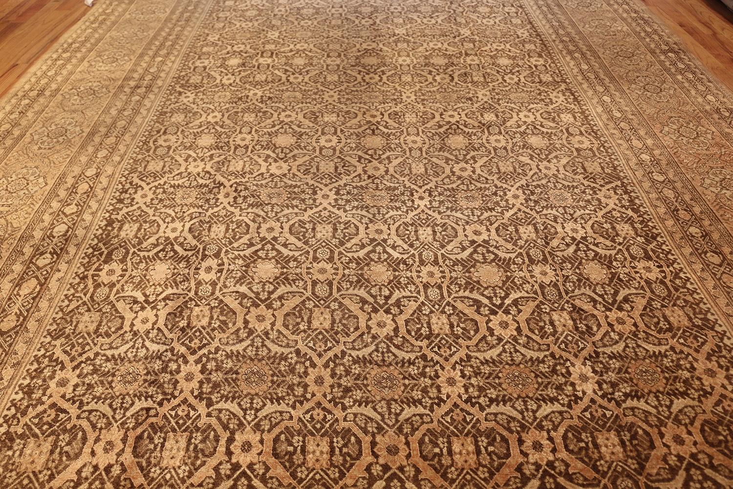 Antique Persian Tabriz Rug. Size: 10 ft x 15 ft 2 in For Sale 2