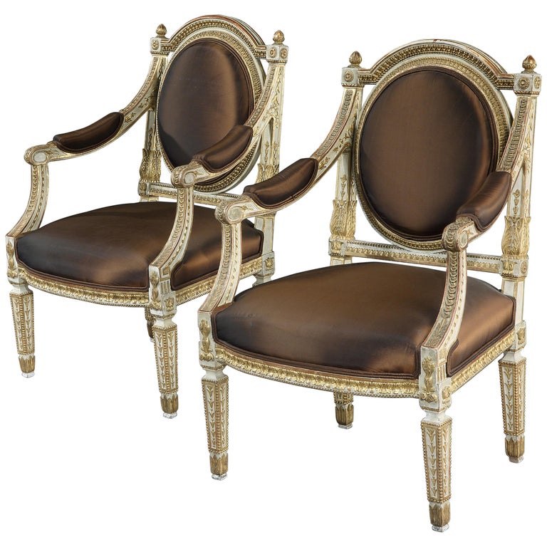 Fine and Decorative Pair of Italian Painted and Parcel Gilt Armchairs ...
