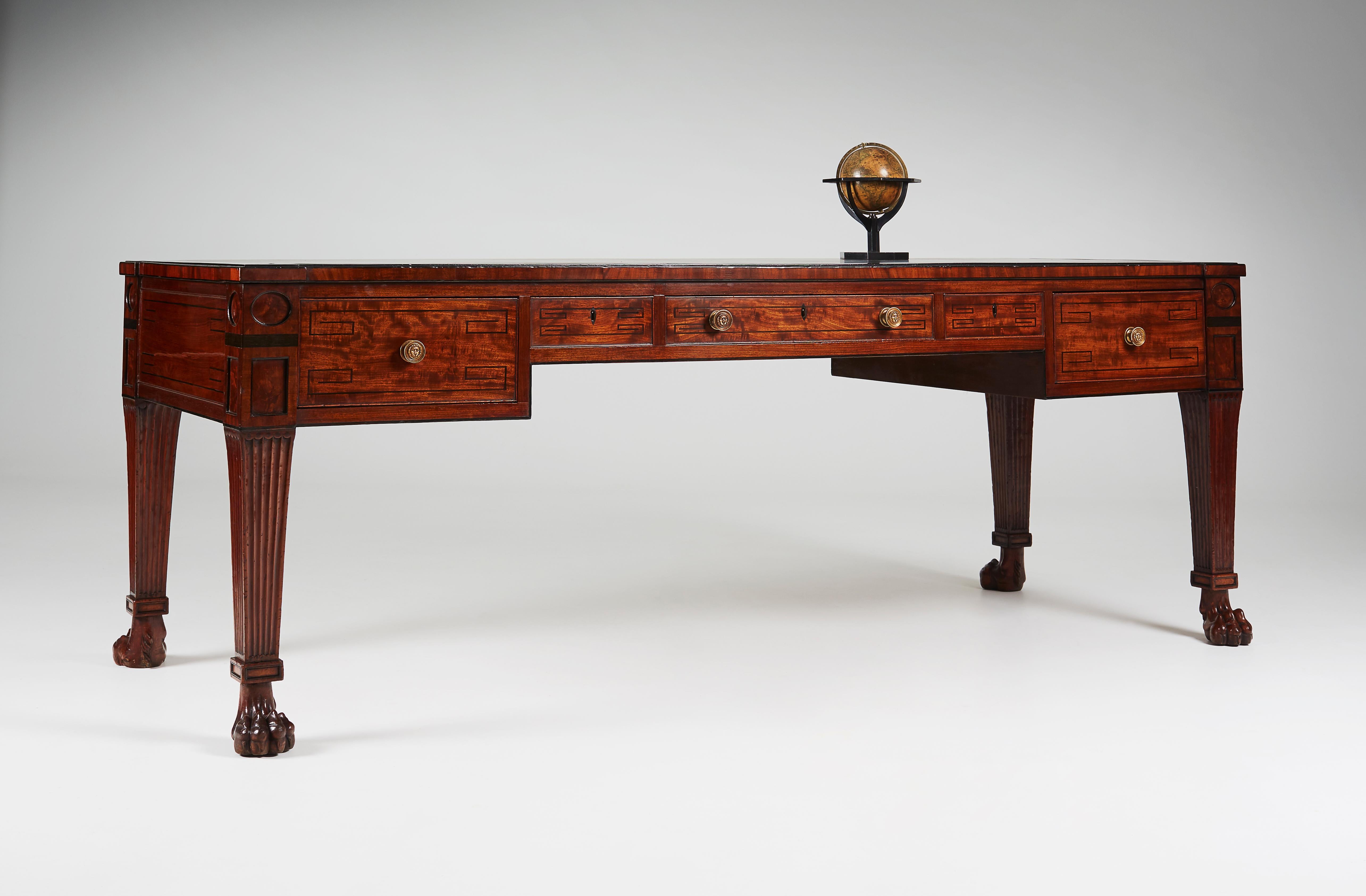 Fine and Impressive Early 19th Century Regency Writing Table from Stobo Castle In Good Condition In Worpswede / Bremen, DE