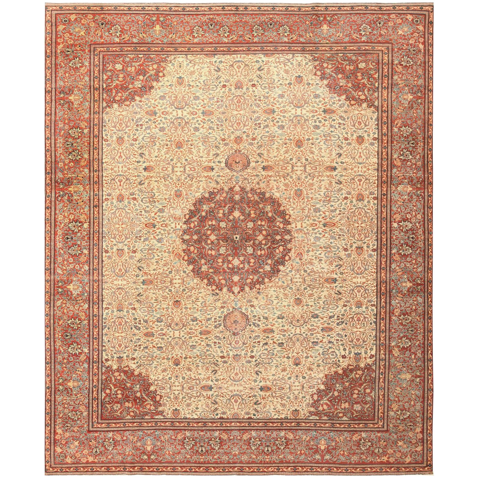 Nazmiyal Collection Antique Persian Tabriz Carpet. Size: 9 ft 6 in x 11 ft 6 in