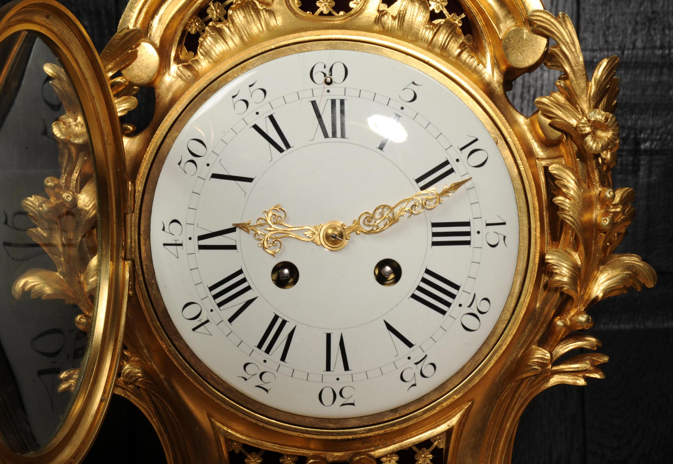 Belle et grande horloge rococo française ancienne en bronze doré 10