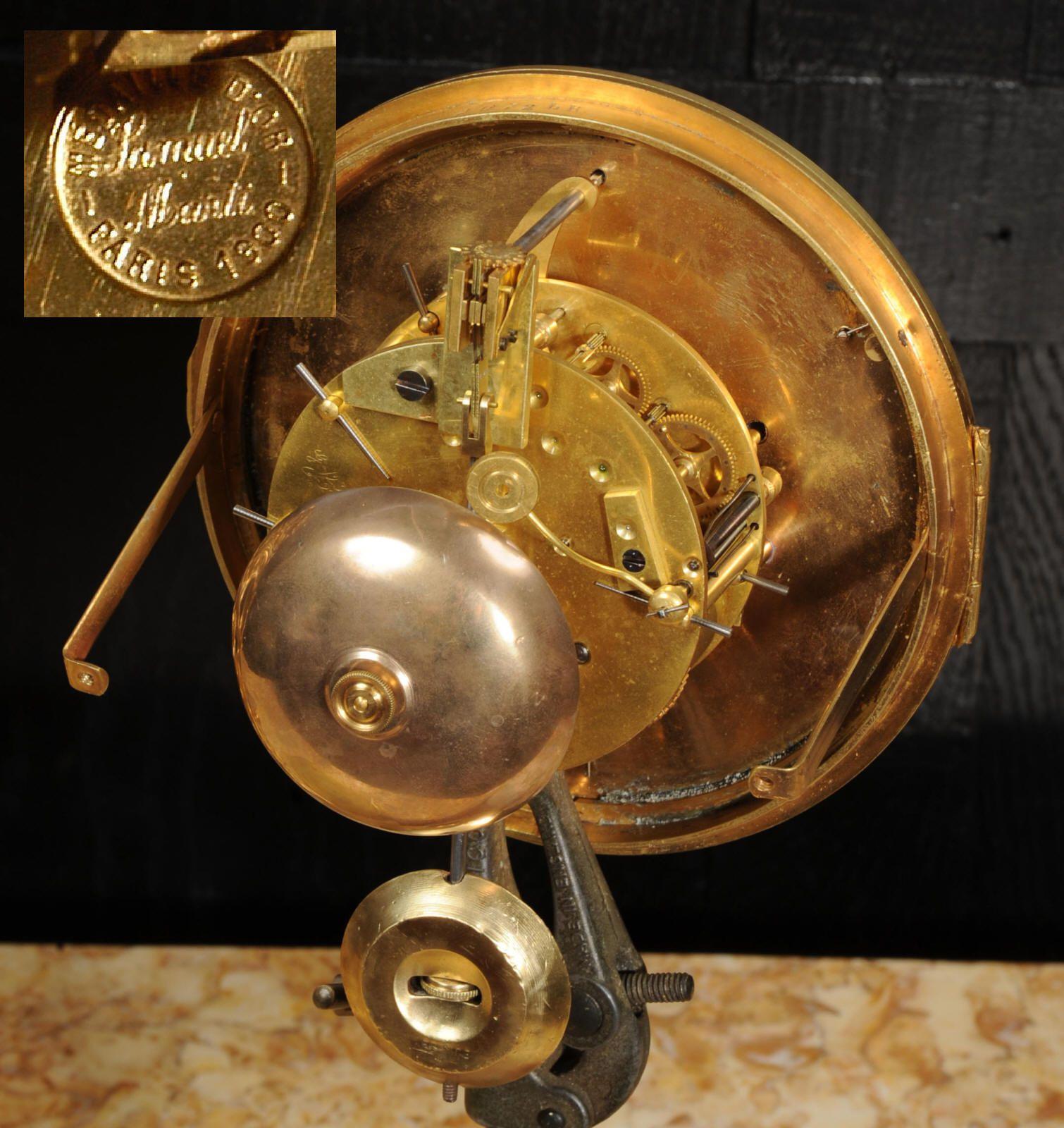 Belle et grande horloge rococo française ancienne en bronze doré 13