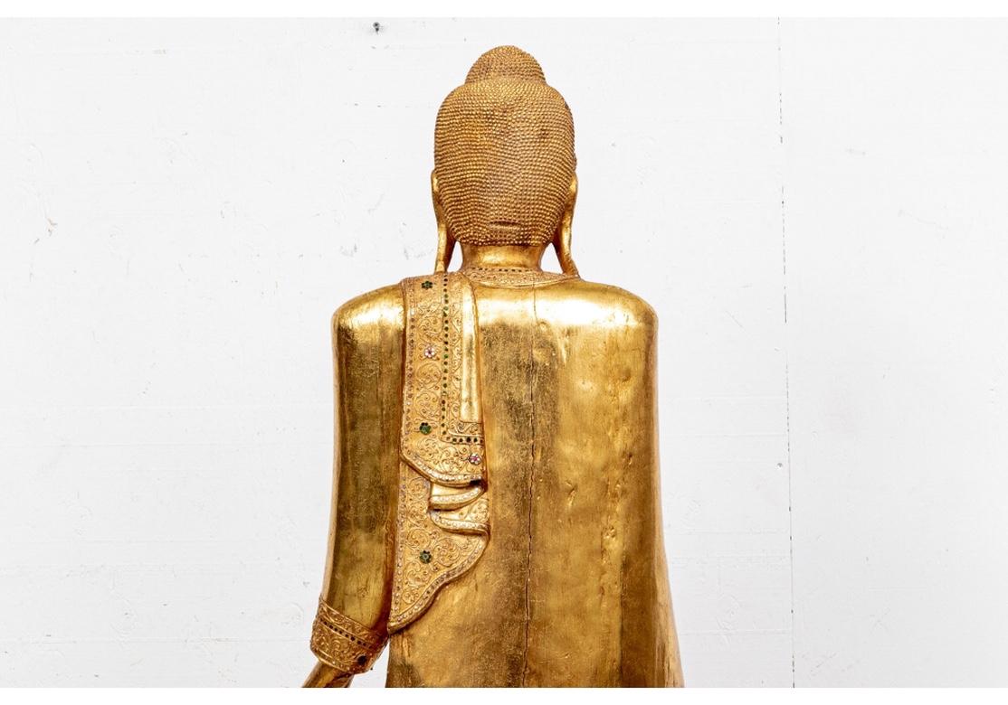 Fine and Large Asian Carved and Gilt Statue of the Buddha For Sale 10