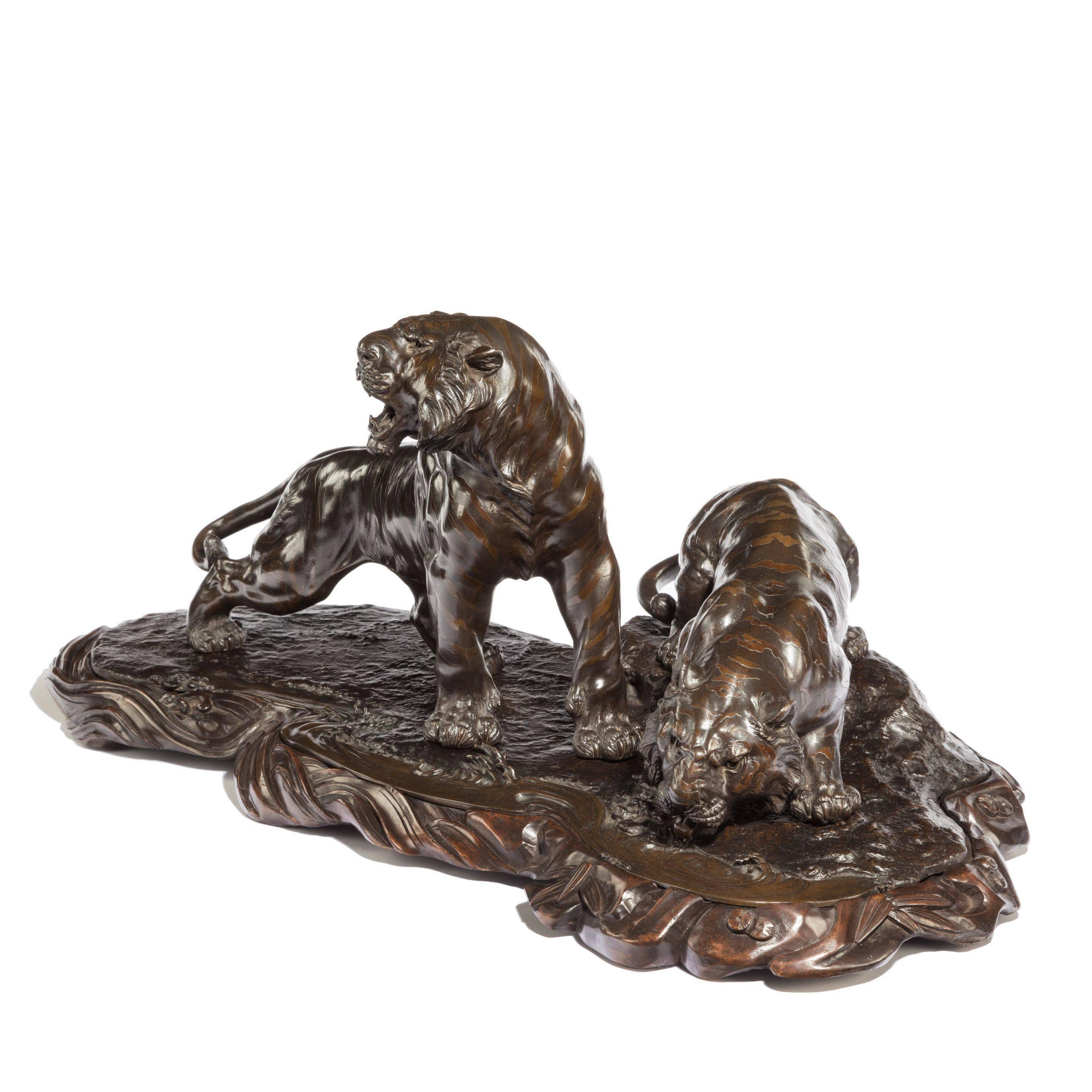 Fine and Large Meiji Period Bronze of Two Tigers by Genryusai Seiya 2