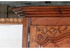 Magnifique et massif Buffet A Deux Corps ancien de style campagnard français