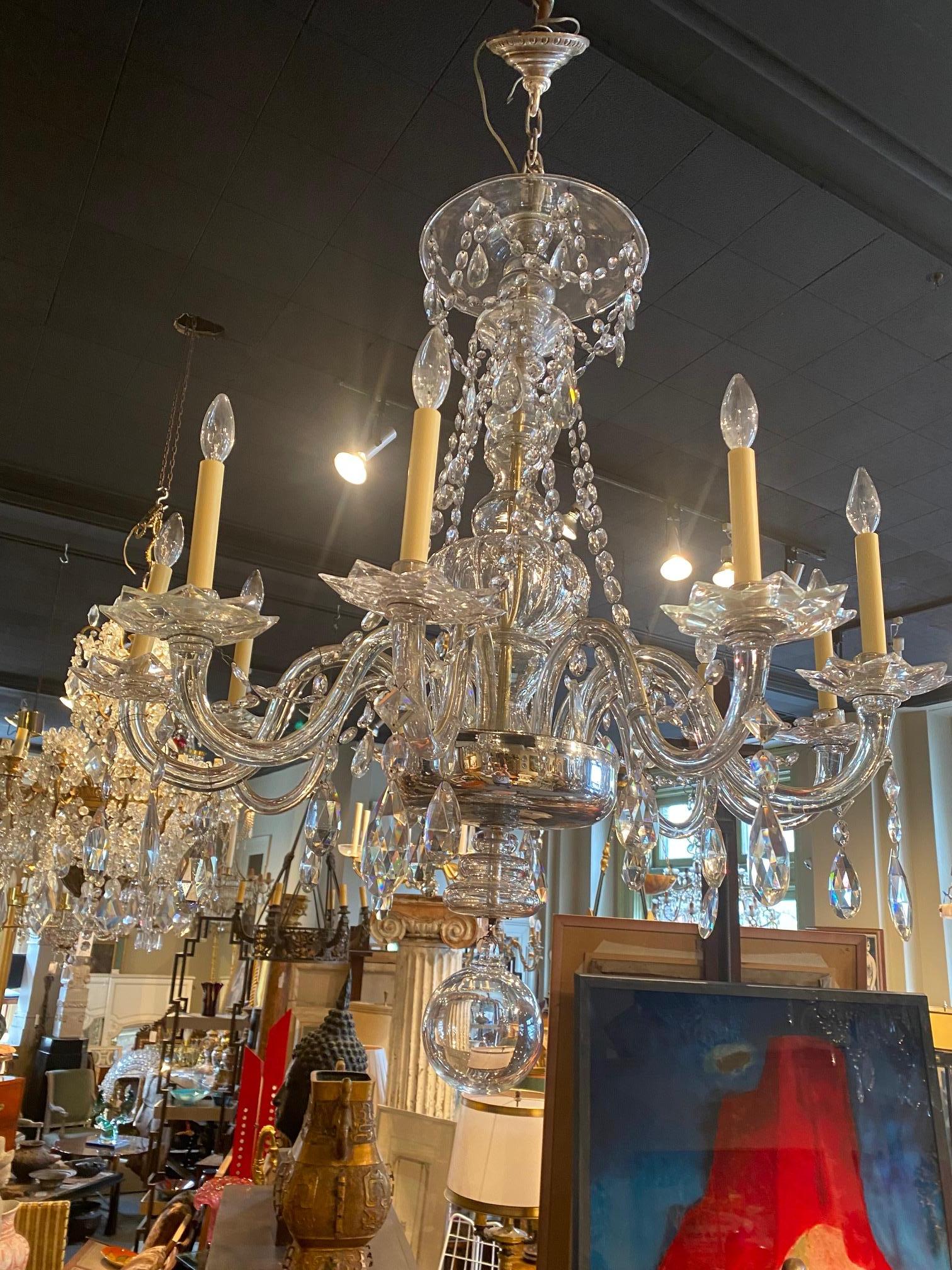 Fine and Rare Dutch Twelve Lights Crystal Chandelier For Sale 5
