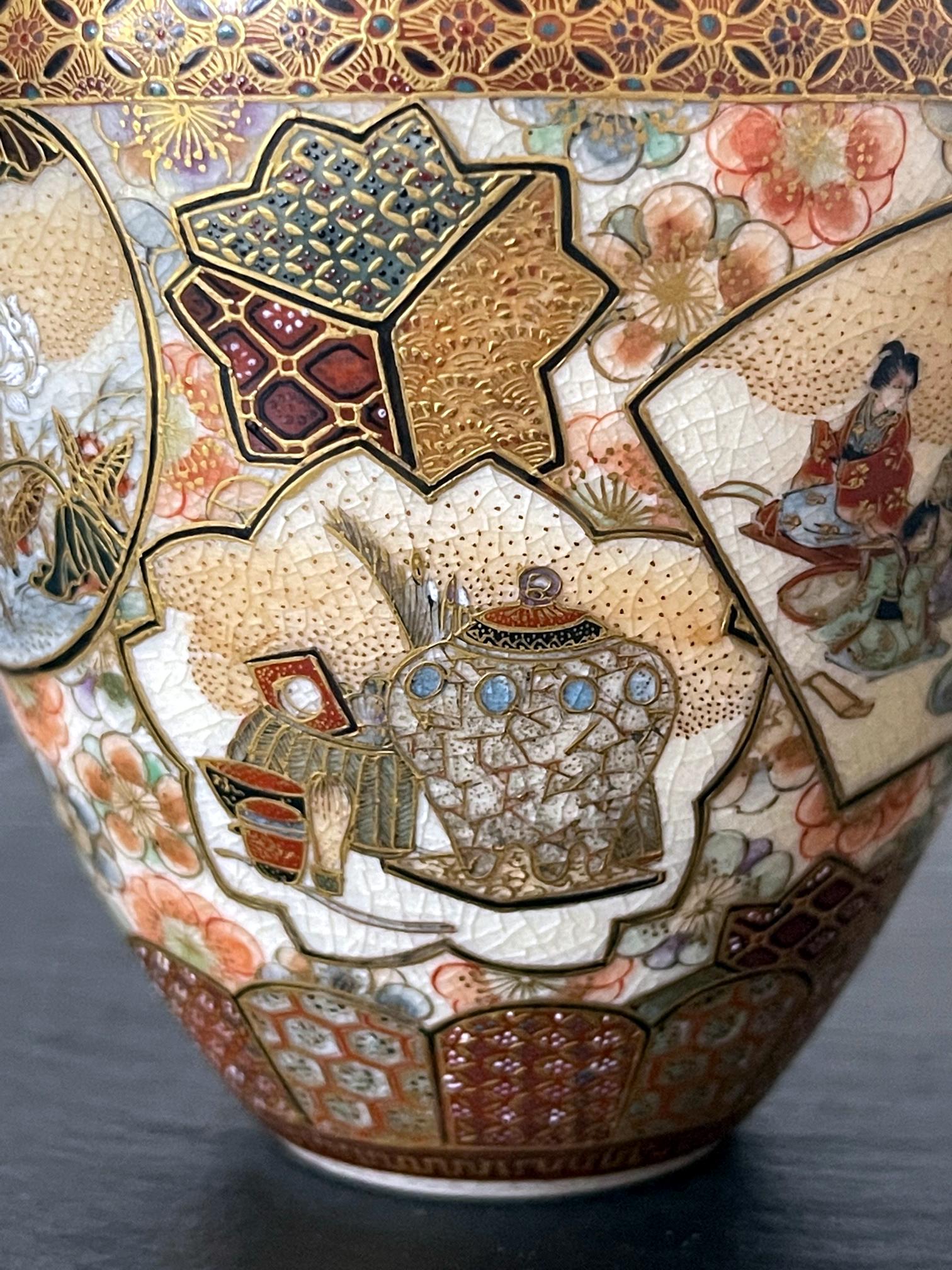 Fine and Rare Miniature Satsuma Vase by Taizan Yohei For Sale 1