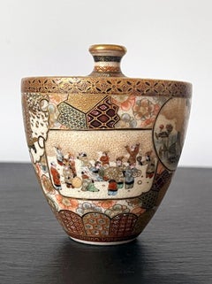 Magnifique et rare vase miniature de Satsuma par Taizan Yohei