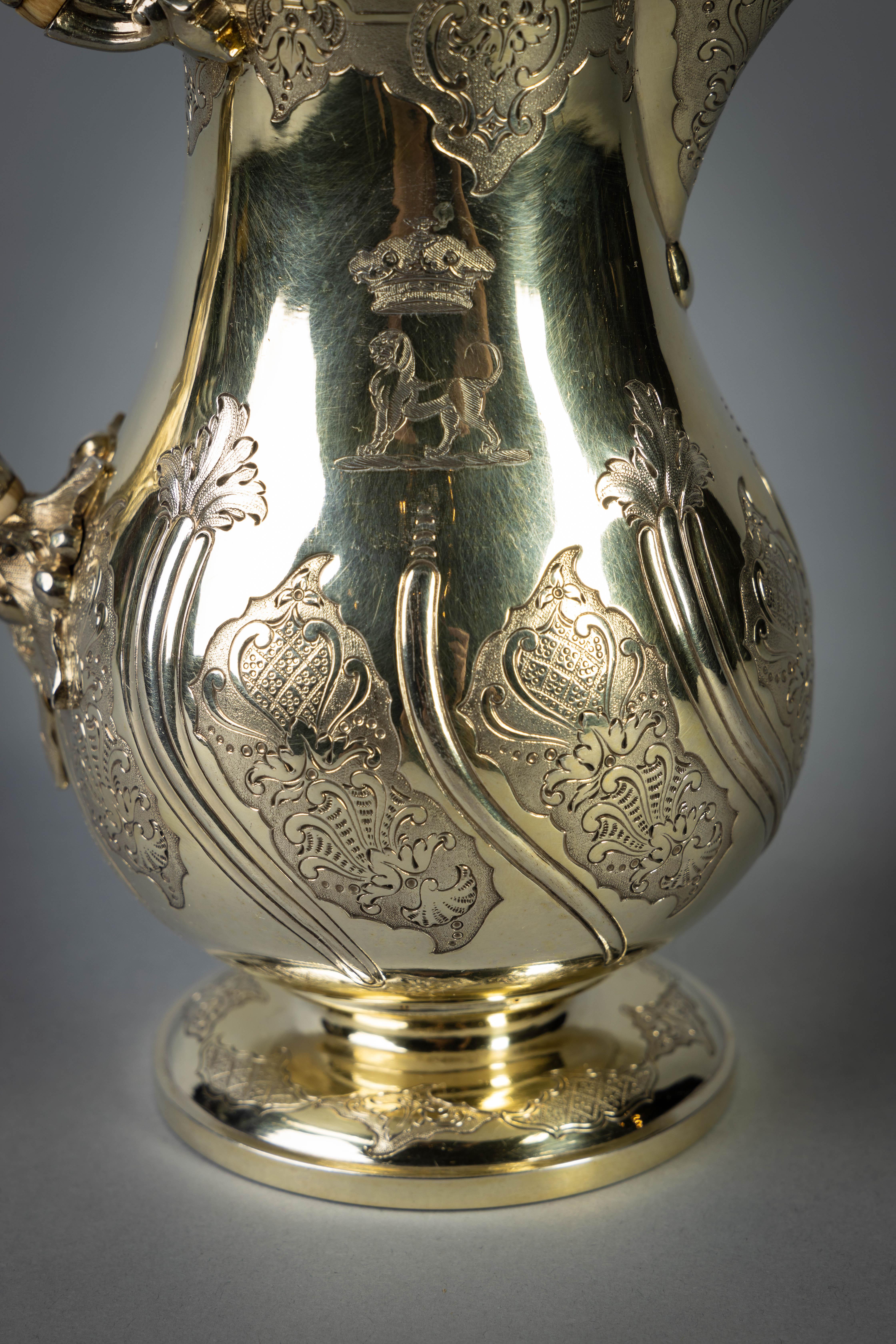 Fine and Rare William IV English Silver Gilt Coffee Jug For Sale 2