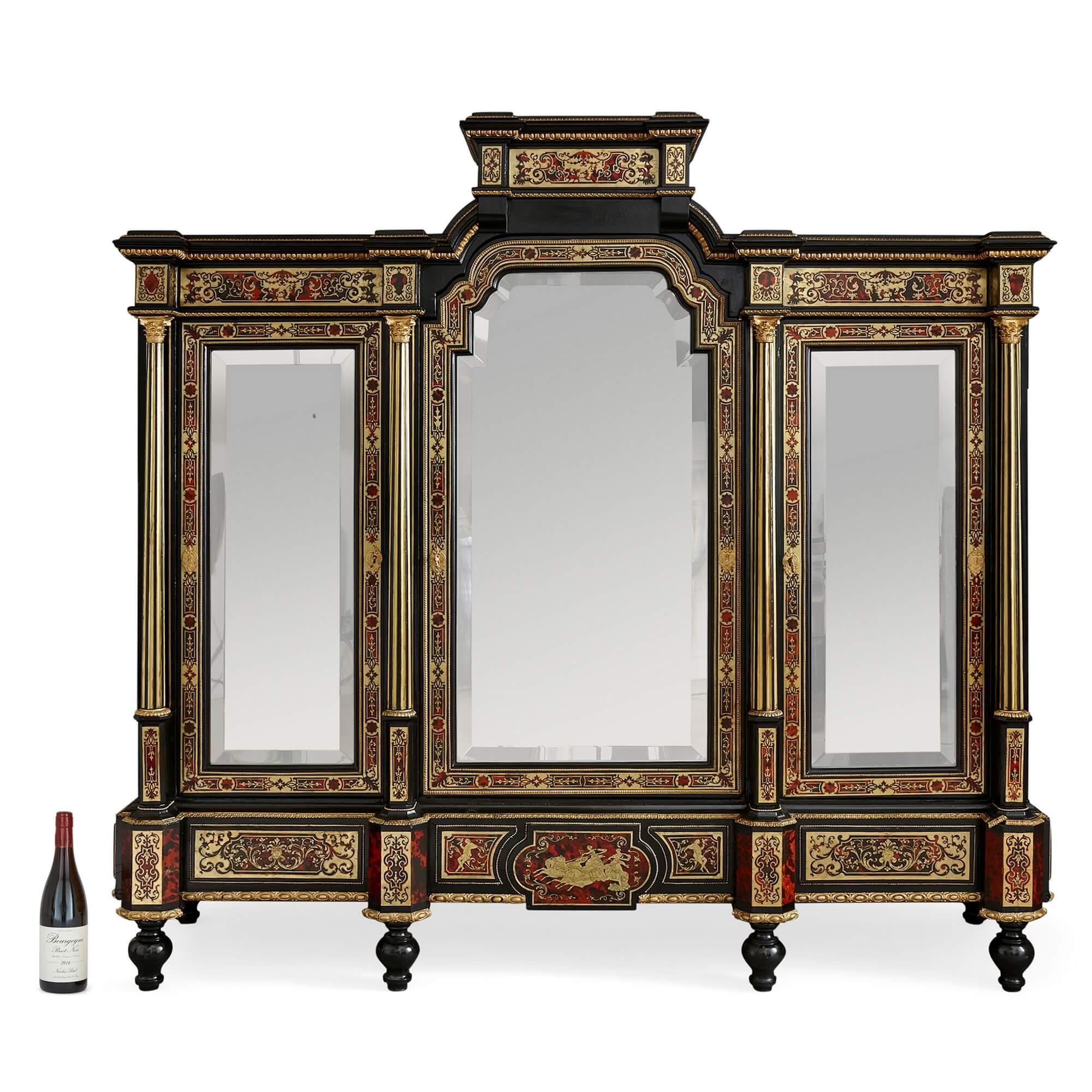 Bronze doré Fine et inhabituelle armoire en marqueterie française de Boulle d'époque Napoléon III en vente