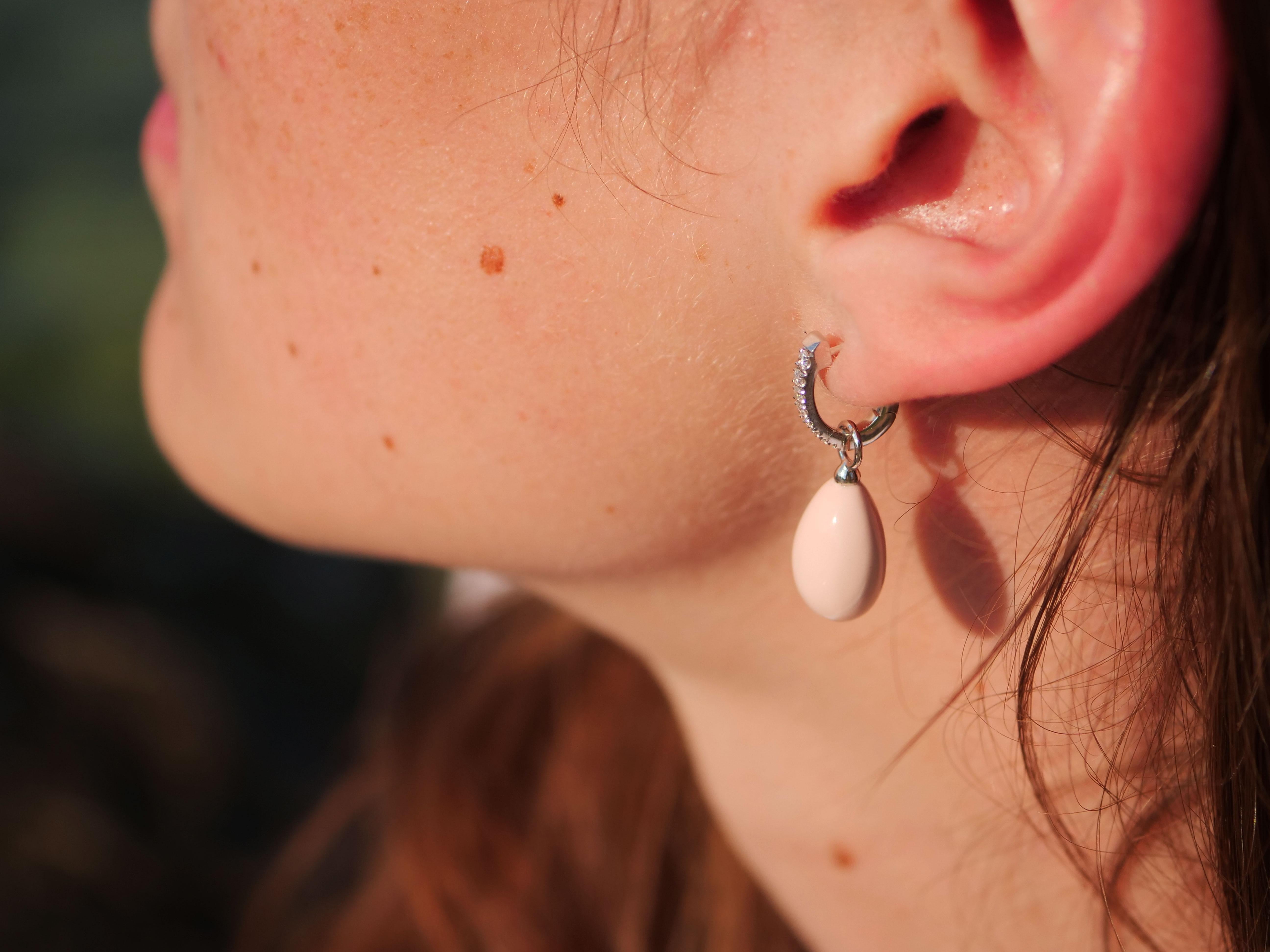 Fine Angel Skin Coral Drop Brilliant Earrings made in Italy Set possible elegant For Sale 10