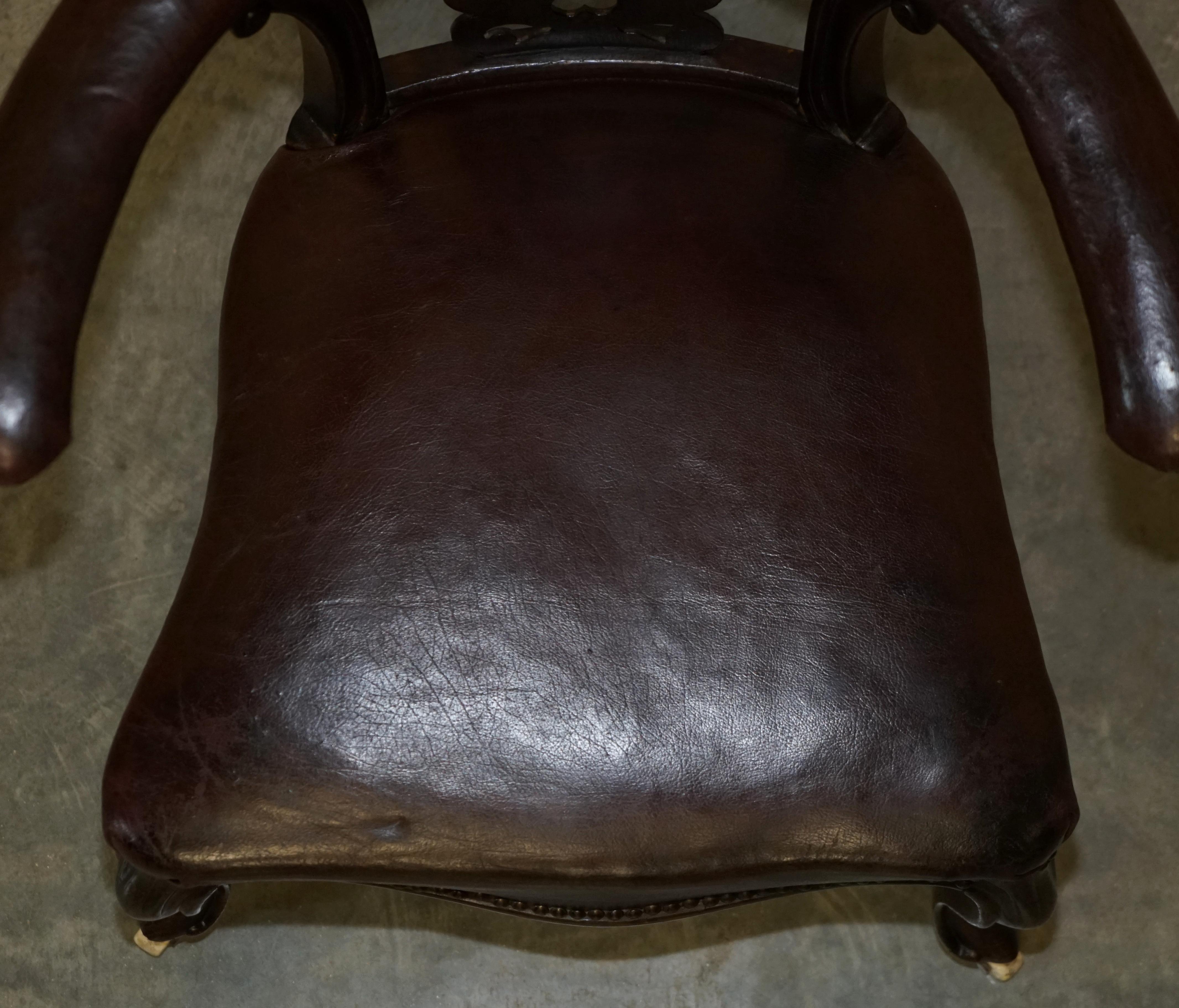 Fauteuil ancien de combat William IV en cuir marron avec roulettes d'origine, 1830 en vente 7