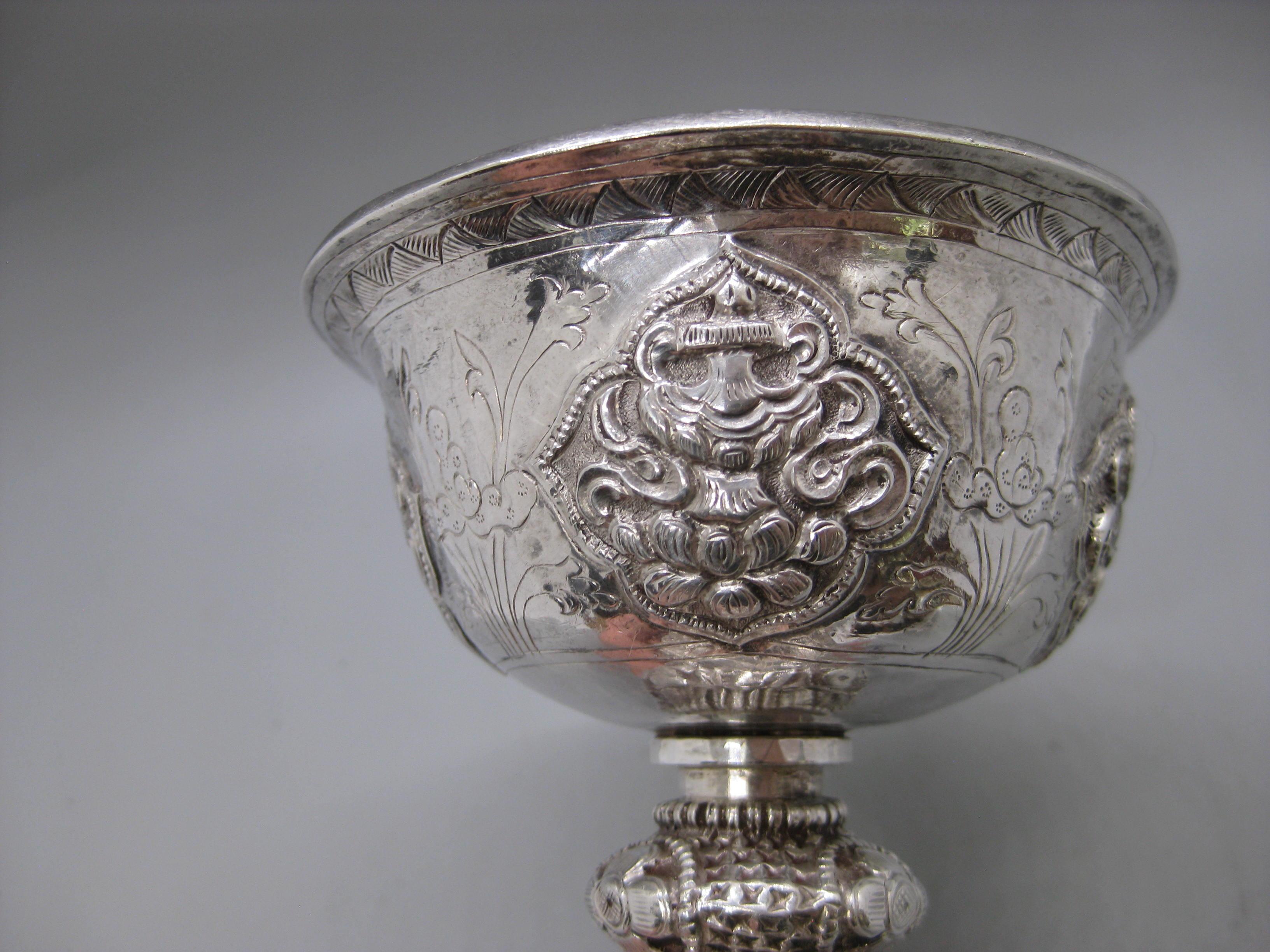 Fine Antique 19C Tibetan Sterling Silver Repousse Ritual Yak Butter Oil Lamp For Sale 6