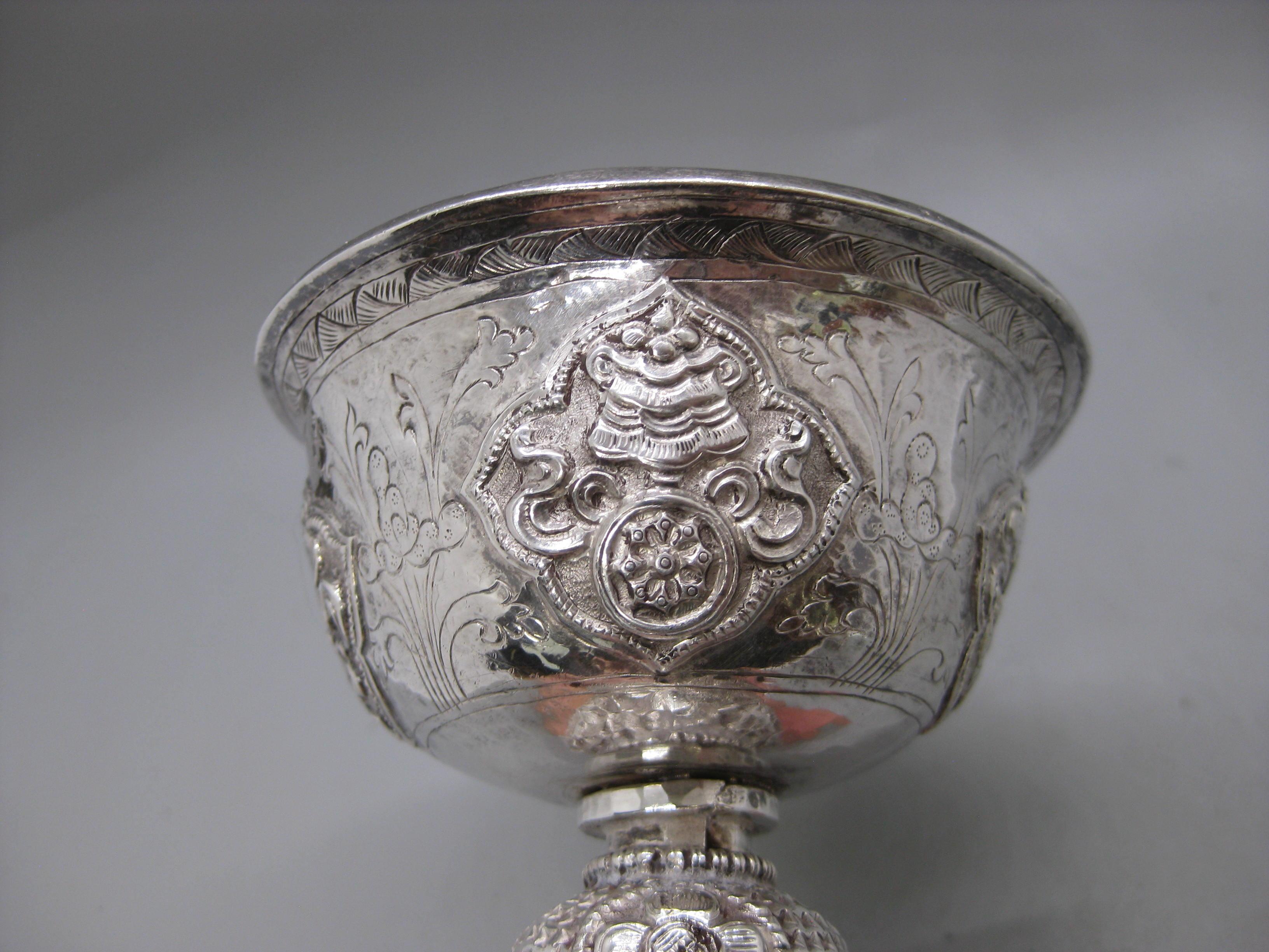 Fine Antique 19C Tibetan Sterling Silver Repousse Ritual Yak Butter Oil Lamp For Sale 7