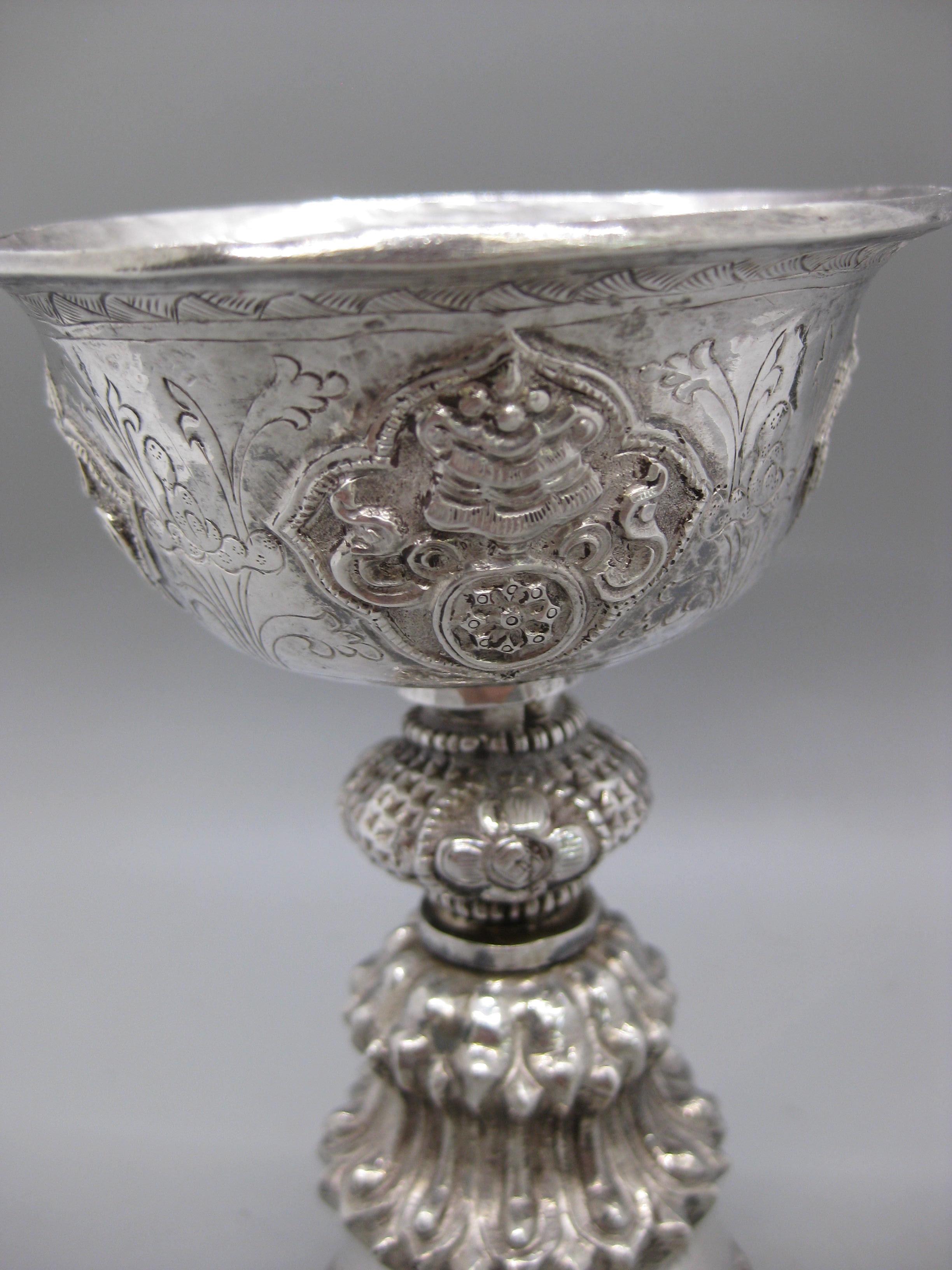 Fine Antique 19C Tibetan Sterling Silver Repousse Ritual Yak Butter Oil Lamp For Sale 2