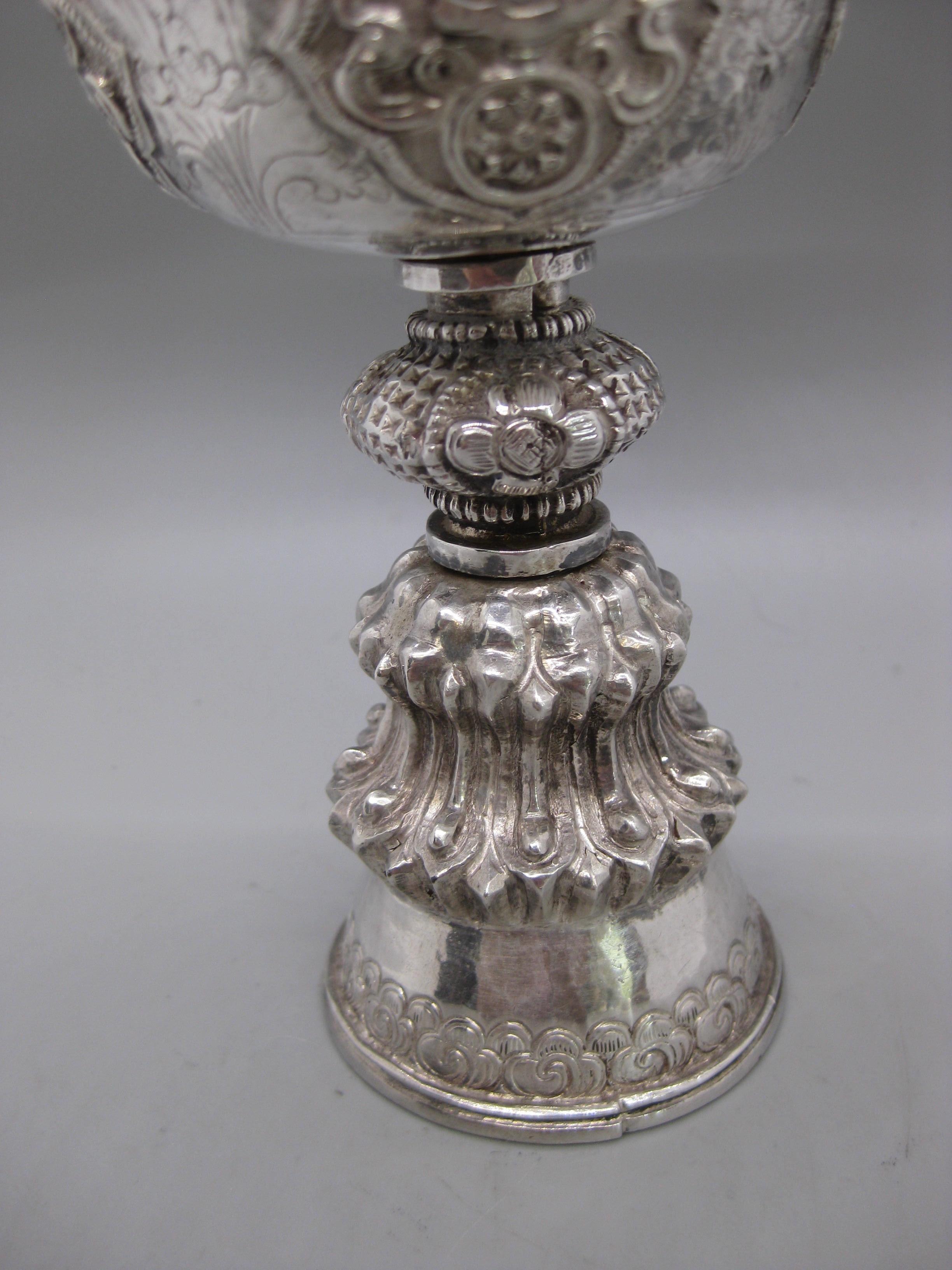 Fine Antique 19C Tibetan Sterling Silver Repousse Ritual Yak Butter Oil Lamp For Sale 3