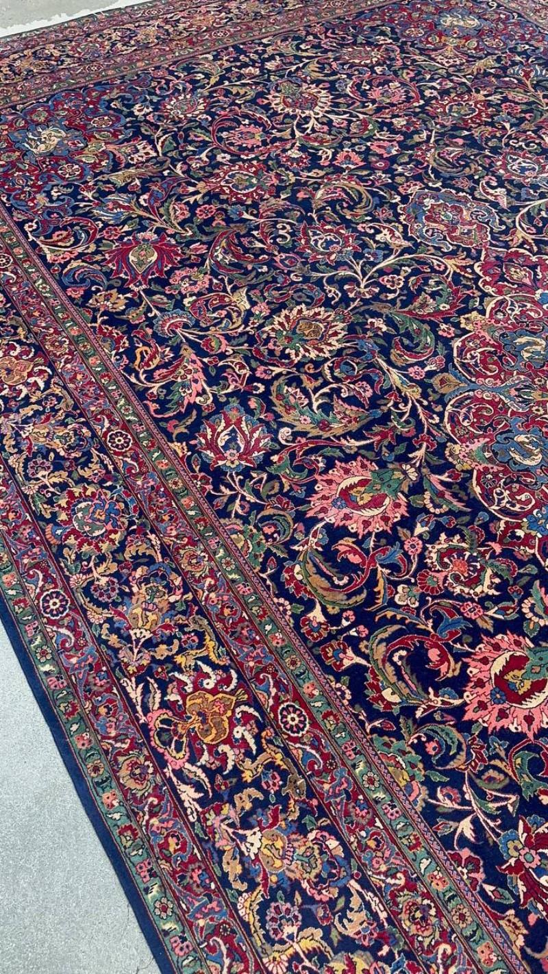 Feiner antiker persischer Kashan-Teppich aus dem 19. Jahrhundert (Frühes 20. Jahrhundert) im Angebot