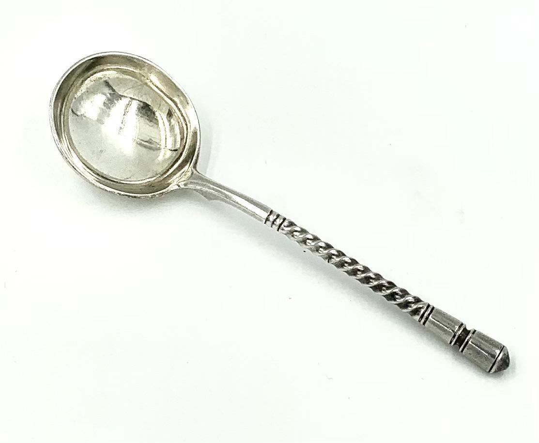 Fine Antique 19th Century Russian Silver Caviar Spoon For Sale 3
