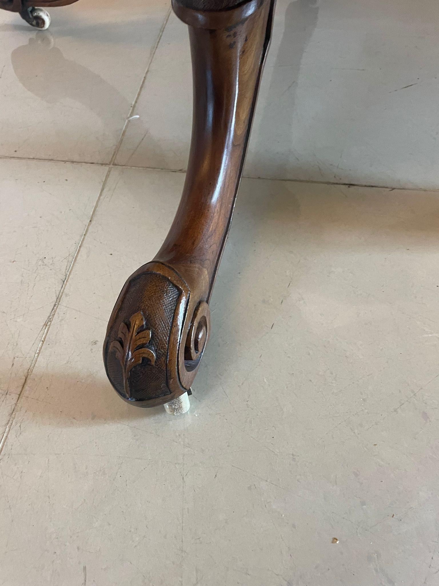 Fine Antique 19th Century Victorian Burr Walnut Oval Centre/Dining Table 9