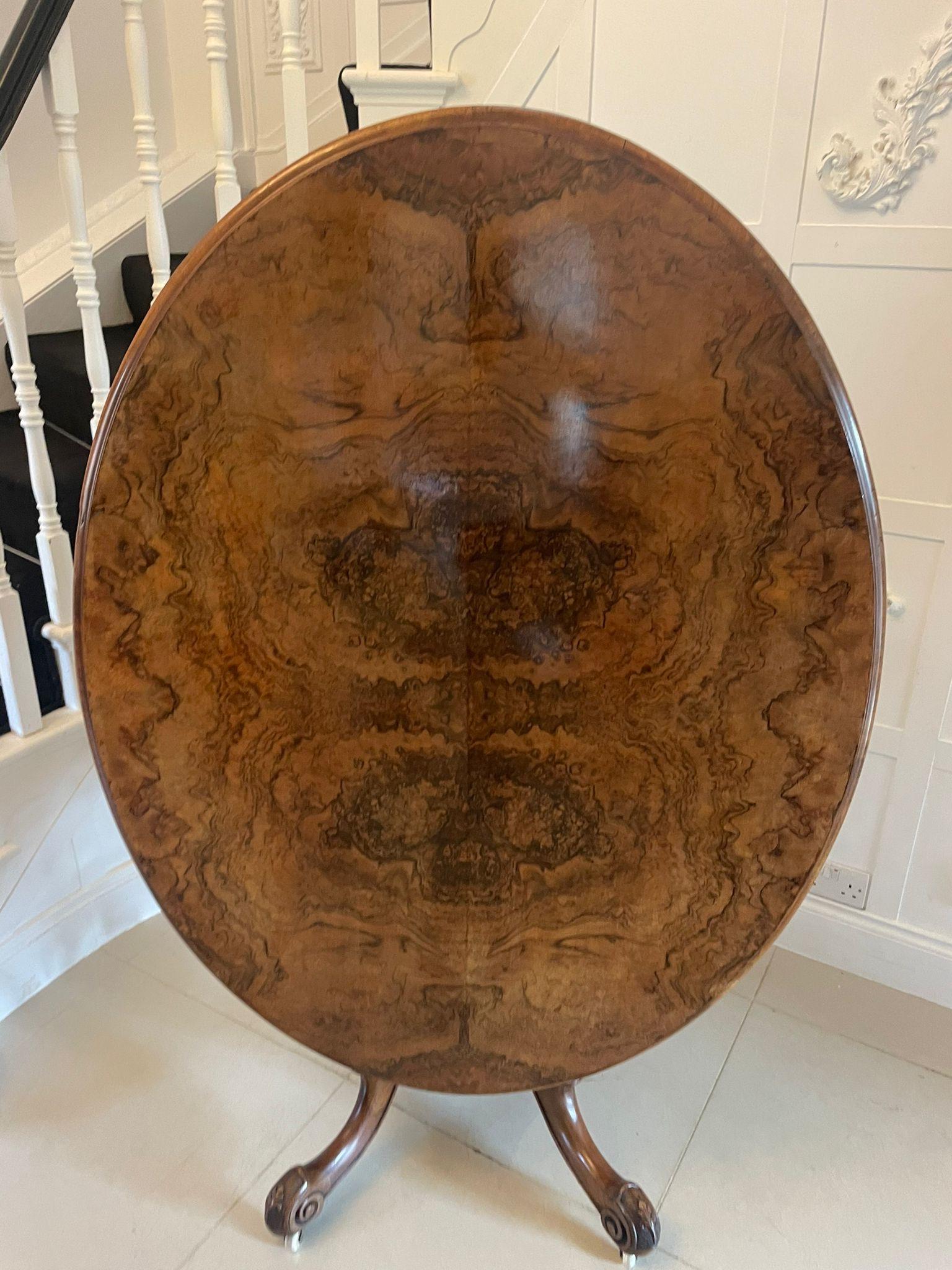 Fine Antique 19th Century Victorian Burr Walnut Oval Centre/Dining Table 1