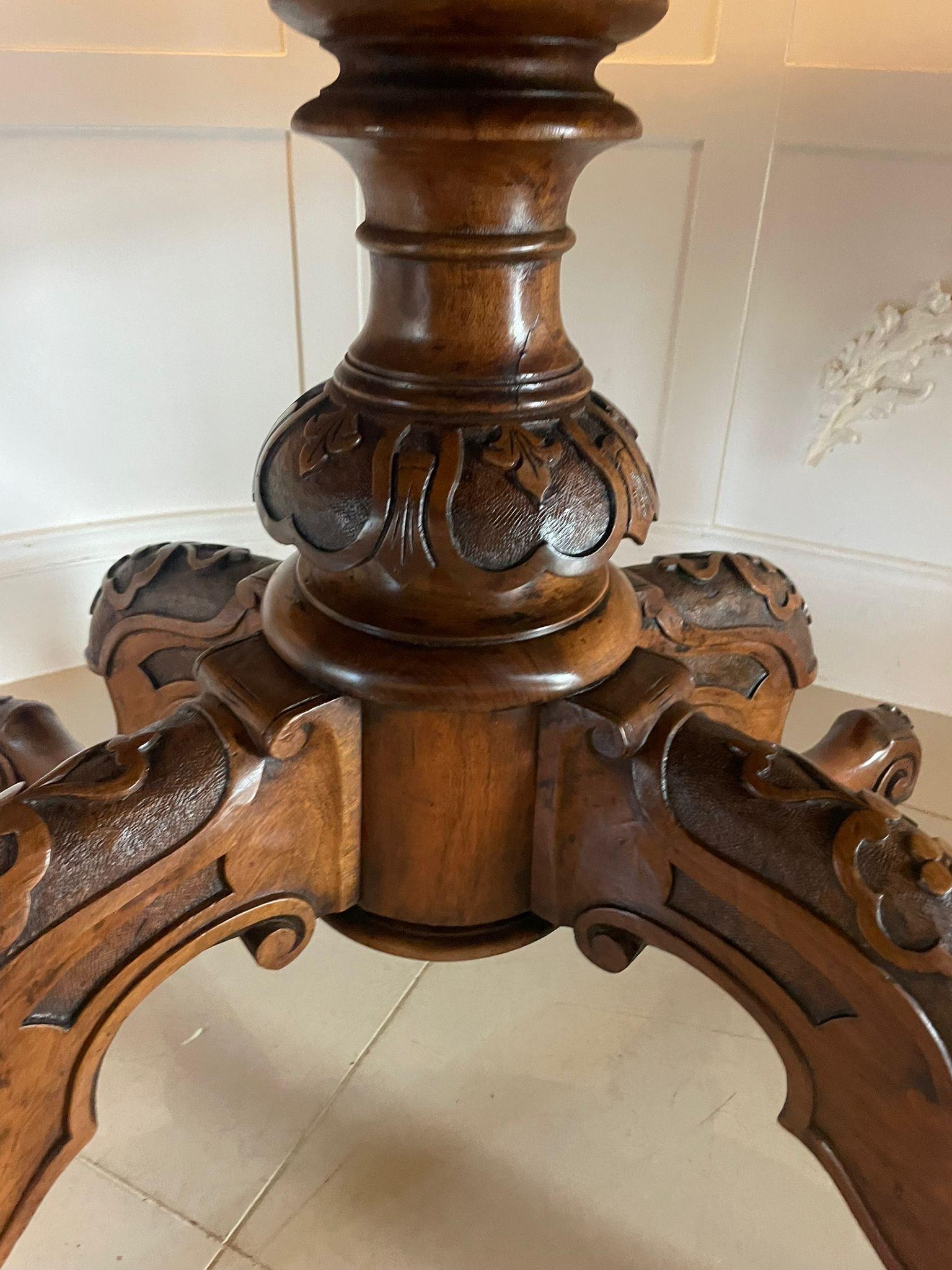 Fine Antique 19th Century Victorian Burr Walnut Oval Centre/Dining Table 3