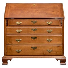 Fine Antique American Chippendale Slant Front Desk