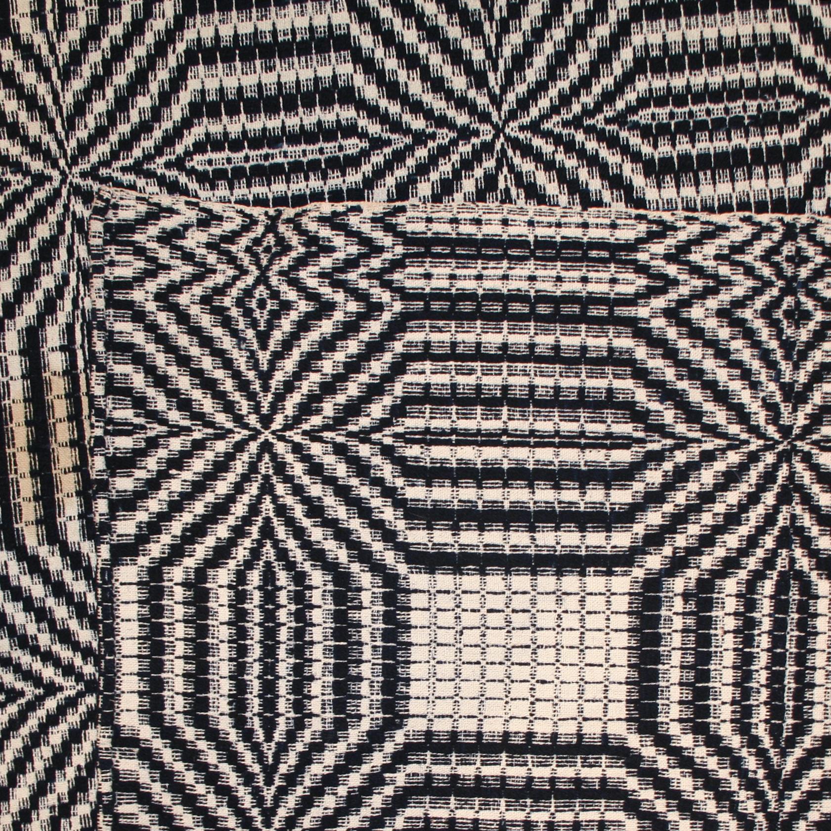 Cotton Fine Antique American Coverlet Rug with Geometric Pattern in Ivory and Black