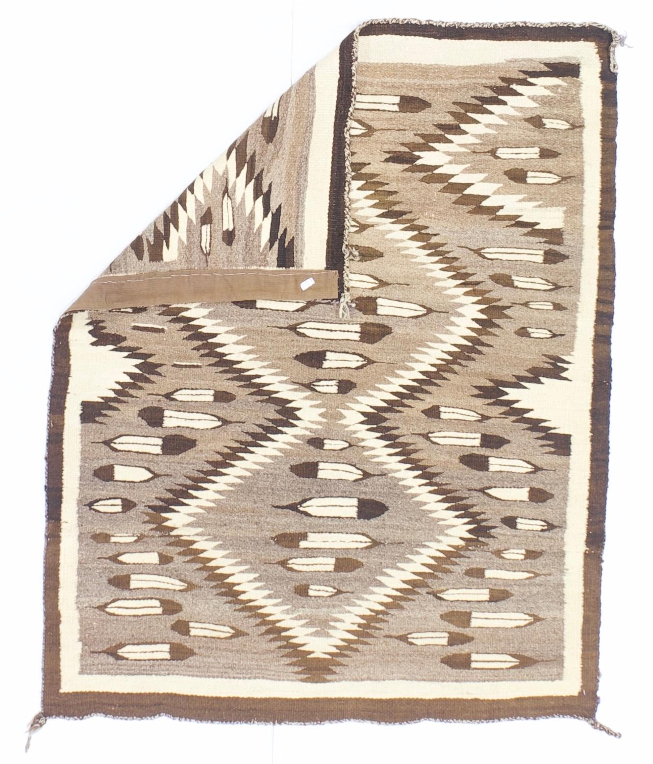 Fine Antique American Indian Navajo Rug 3’5” x 4’3