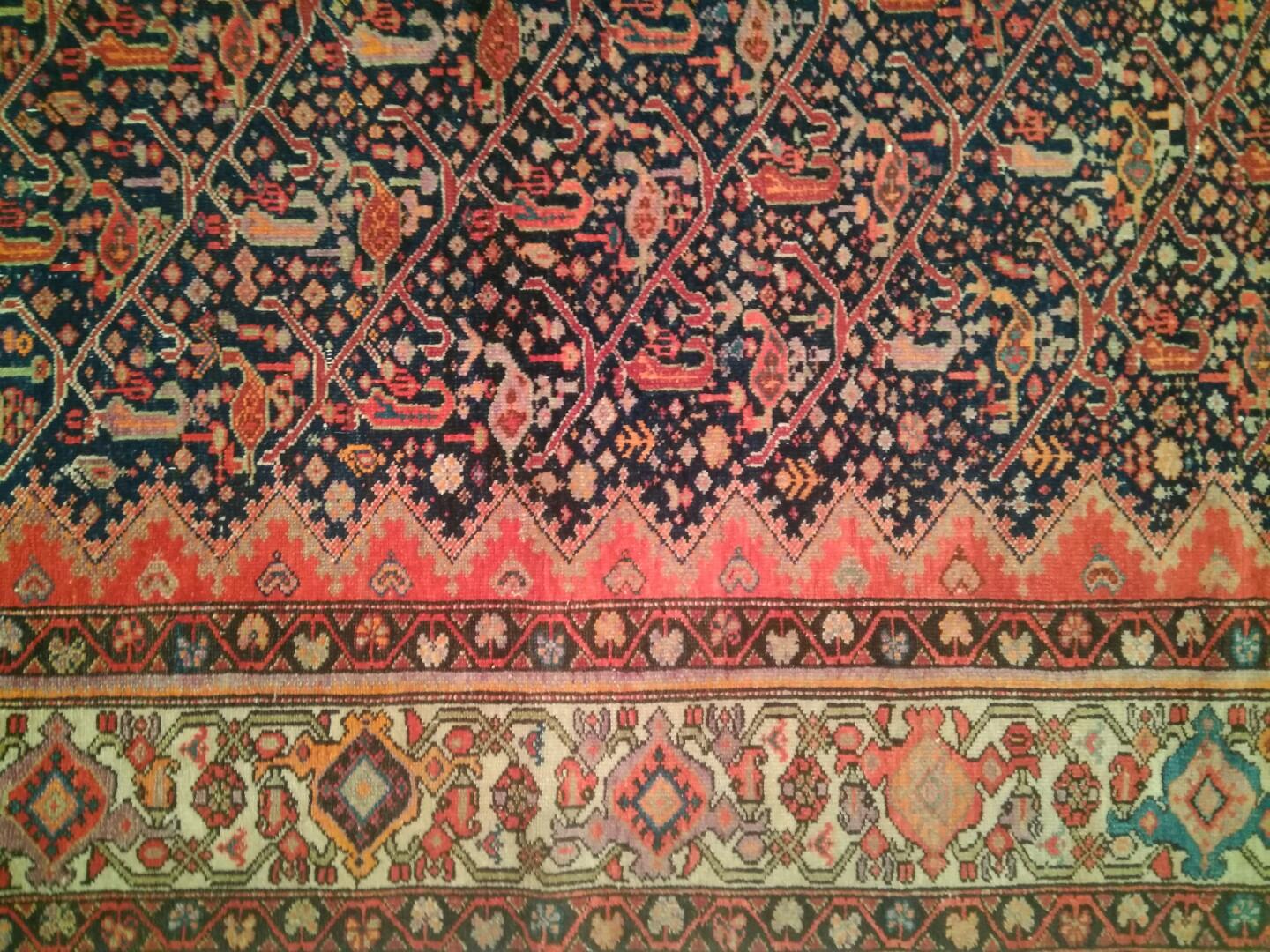 Antiker blauer Qarabagh Kelleh-Teppich mit antikem Grund (Kaukasisch) im Angebot