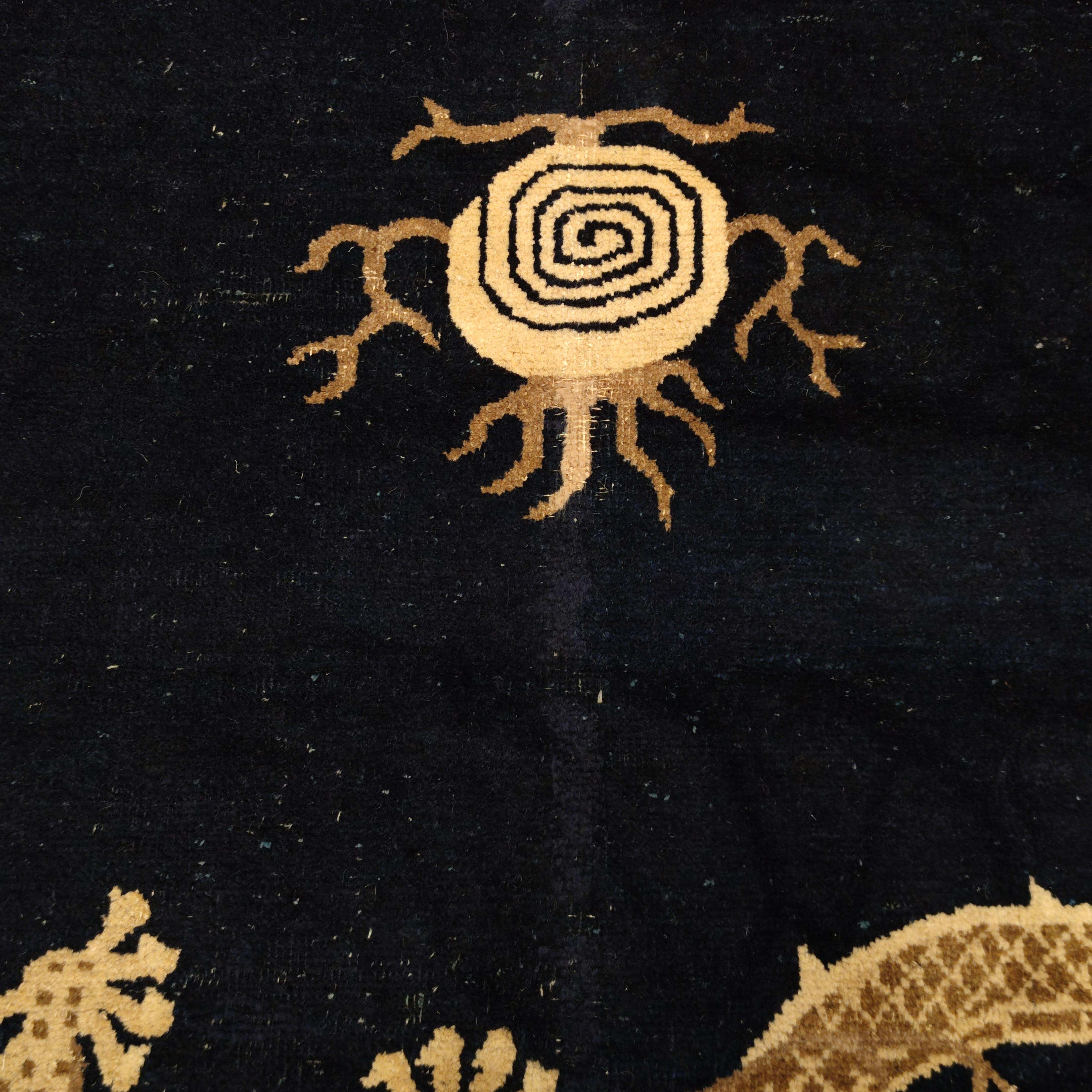 Fine Antique Blue Peking Imperial Dragon Carpet, Circa 1880 In Good Condition For Sale In Milan, IT