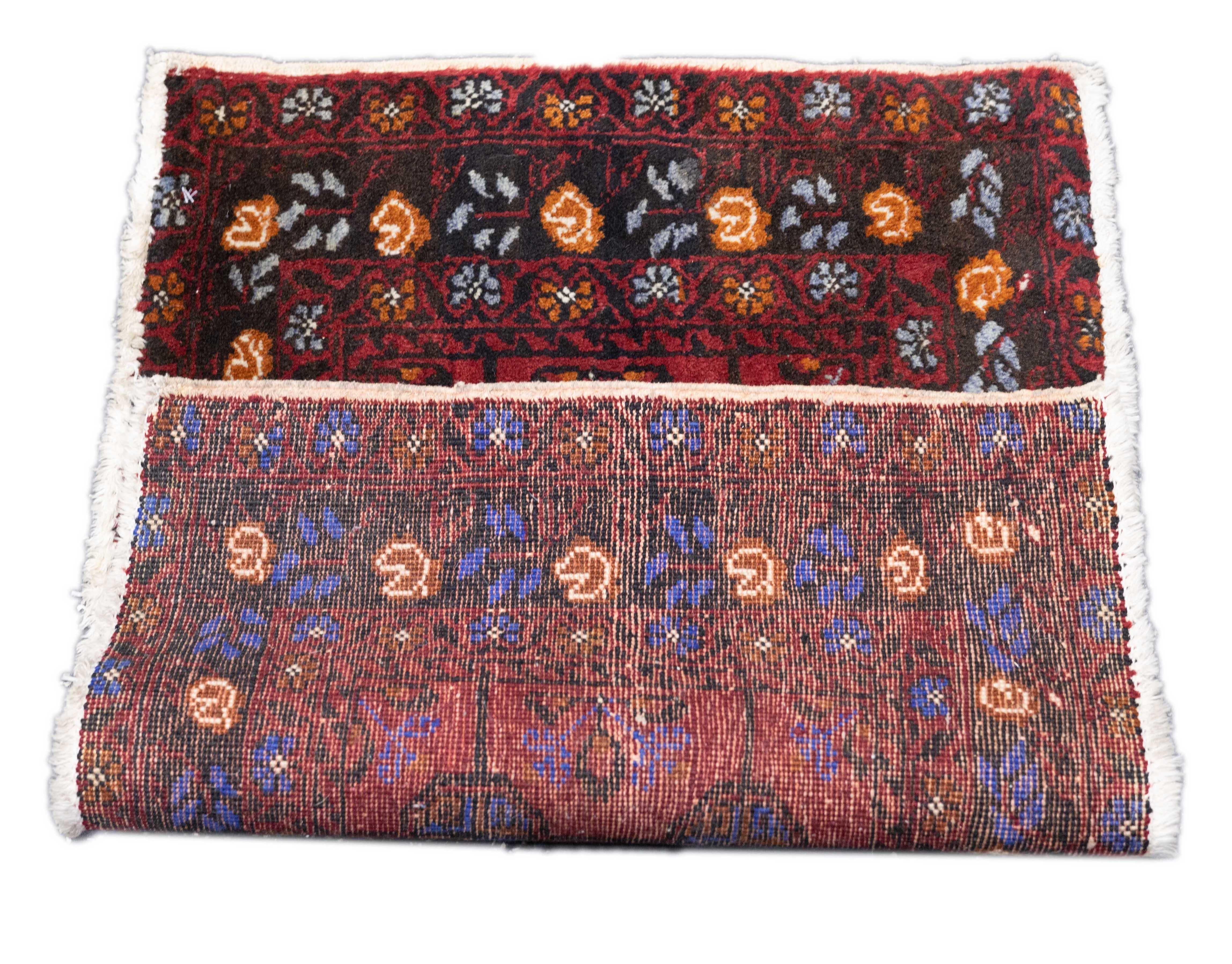 Fine Antique Bokhara Wool Rug 1'9'' x 2'5'' For Sale 5