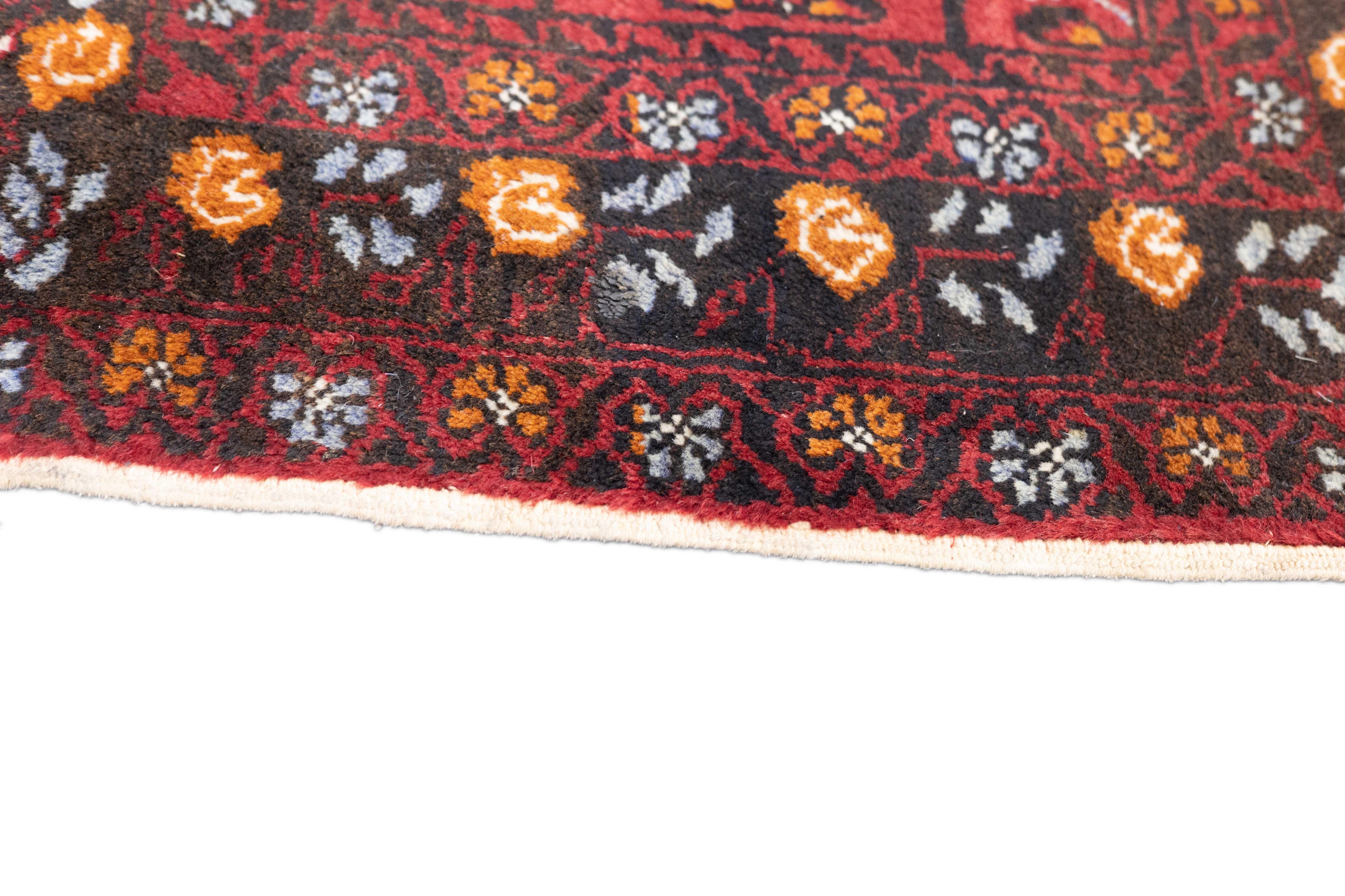 Fine Antique Bokhara Wool Rug 1'9'' x 2'5'' In Good Condition For Sale In New York, NY