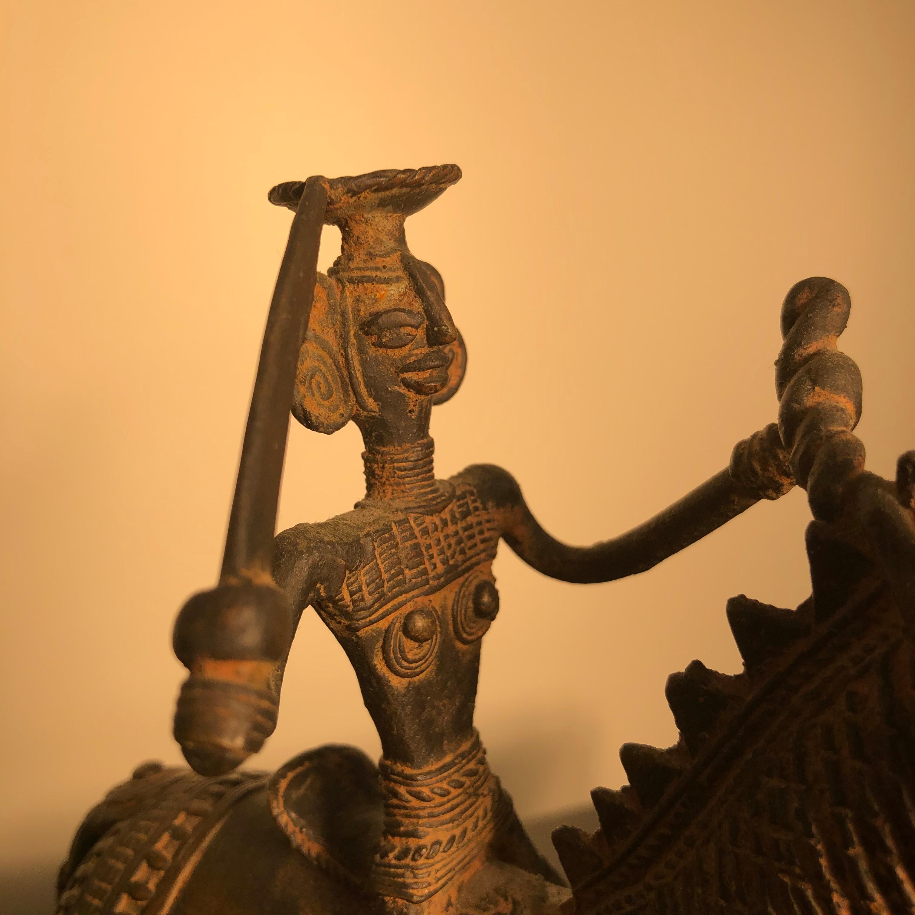 Feines antikes Bronzepferd & Reiter mit feinen Details:: gesammelt in Mumbai 1960er Jahre (20. Jahrhundert)