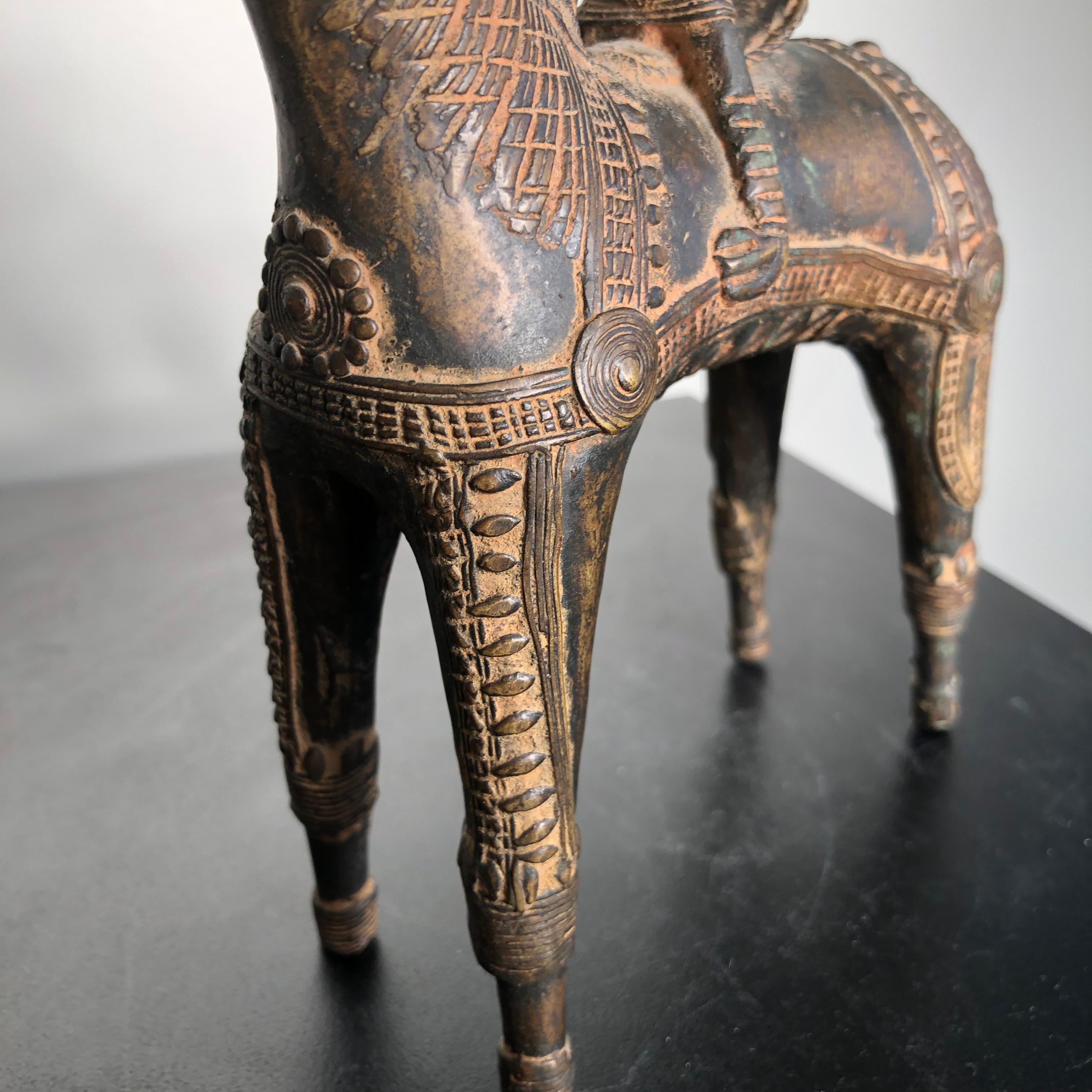 Feines antikes Bronzepferd & Reiter mit feinen Details:: gesammelt in Mumbai 1960er Jahre 1