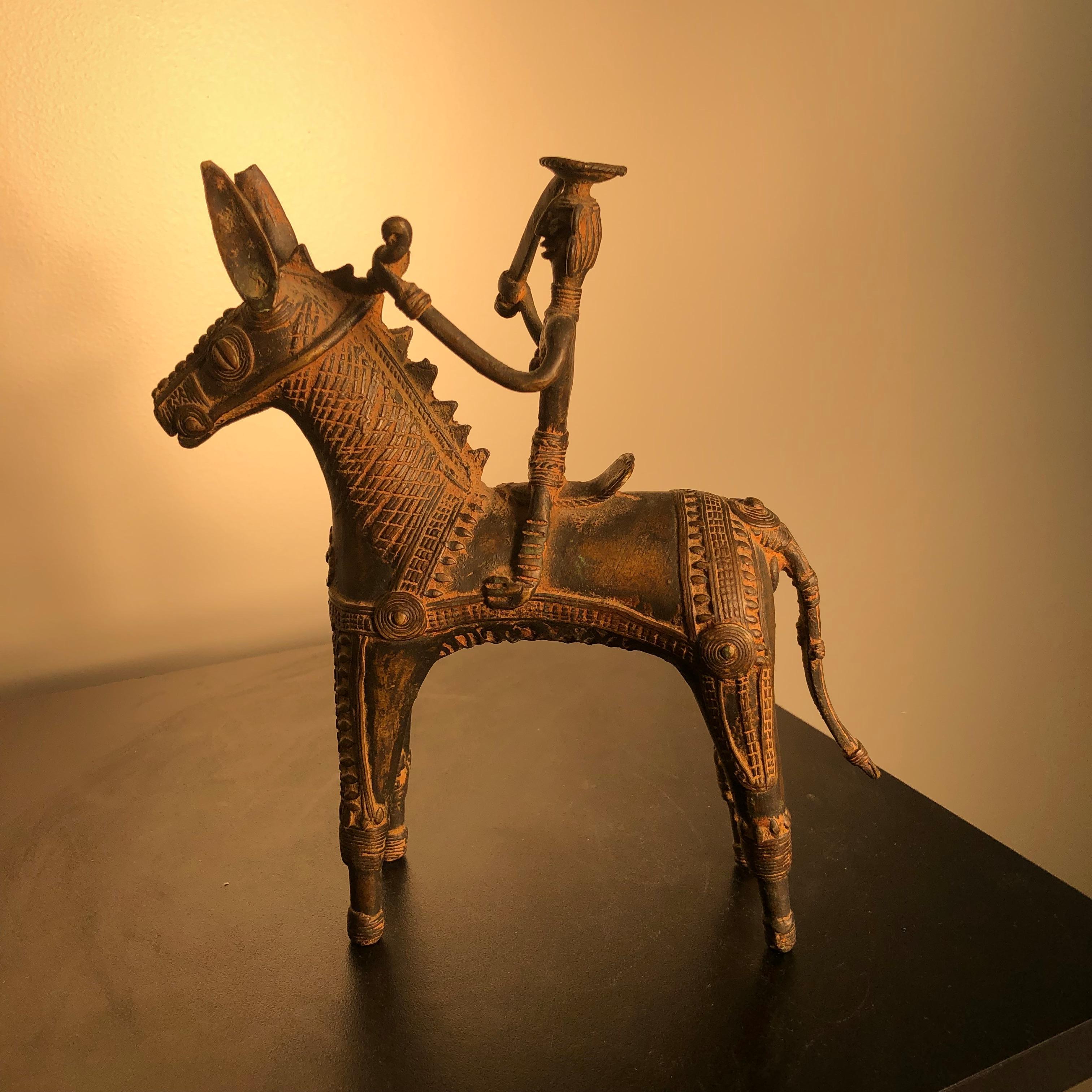 Feines antikes Bronzepferd & Reiter mit feinen Details:: gesammelt in Mumbai 1960er Jahre 2