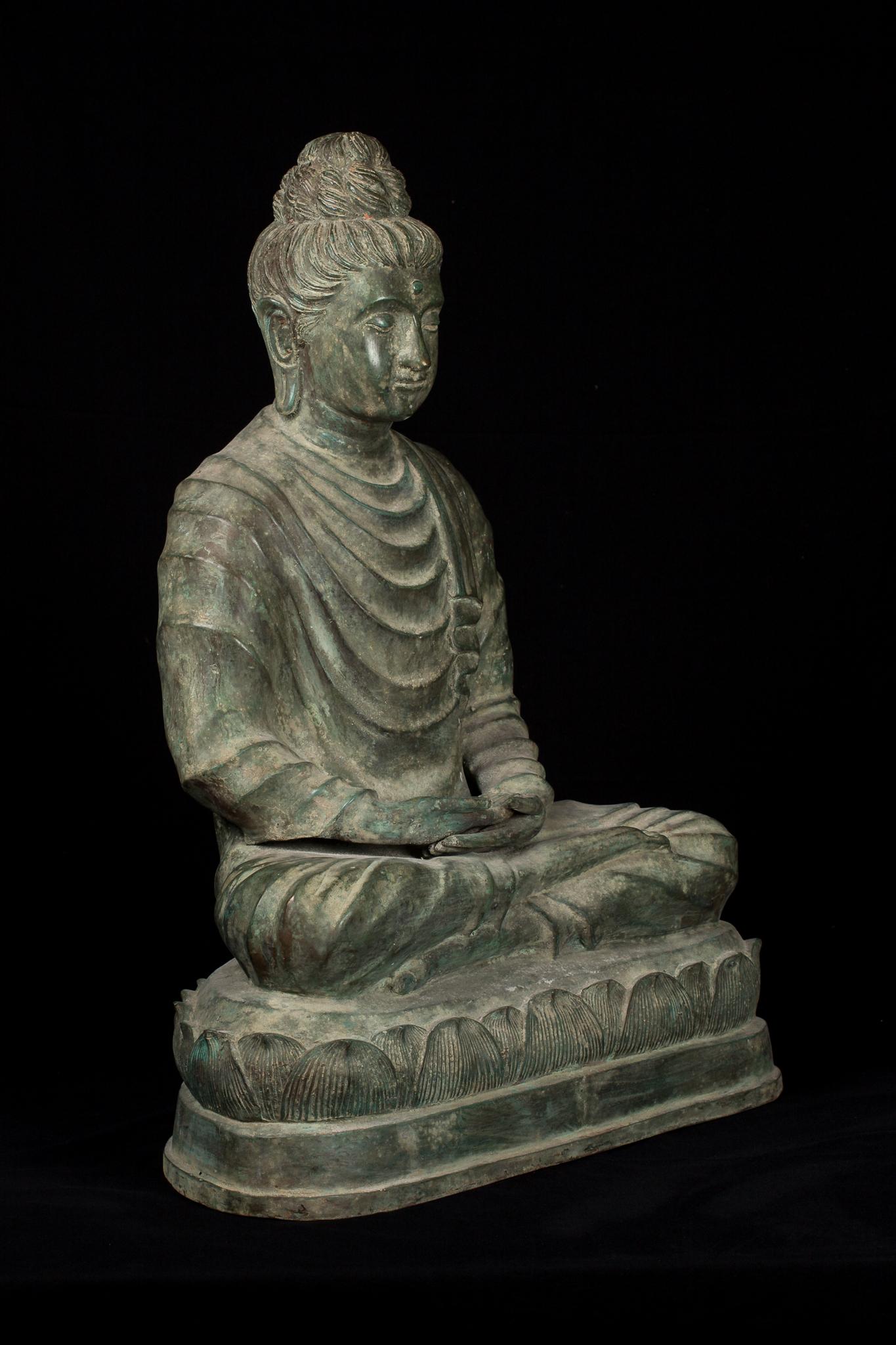 Fine Antique Bronze Meditation Buddha, Dhyana Mudra, 19th Century 1